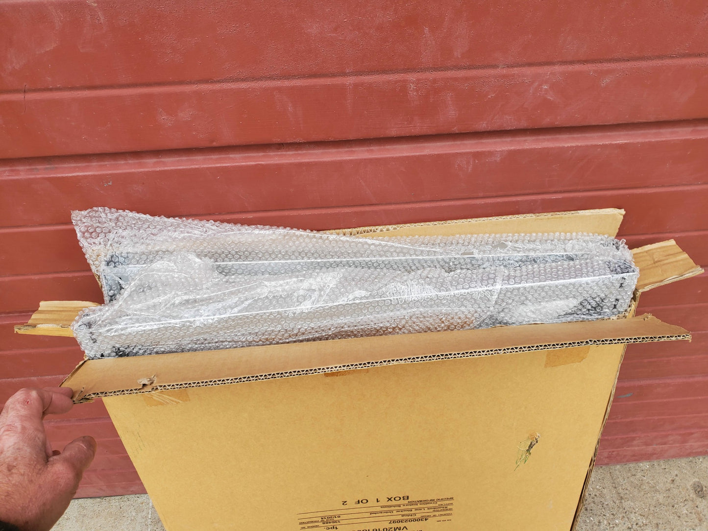 UNIQUE RED BULL METAL RACK FLOOR DRINK 3 SHELF (BOOK) DISPLAY ON WHEEL FREE SHIP