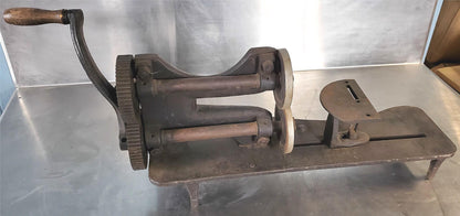 VINTAGE BLACKSMITH HAND CRANK SHEET SHARP METAL CUTTER WATCH VIDEO FREE SHIP