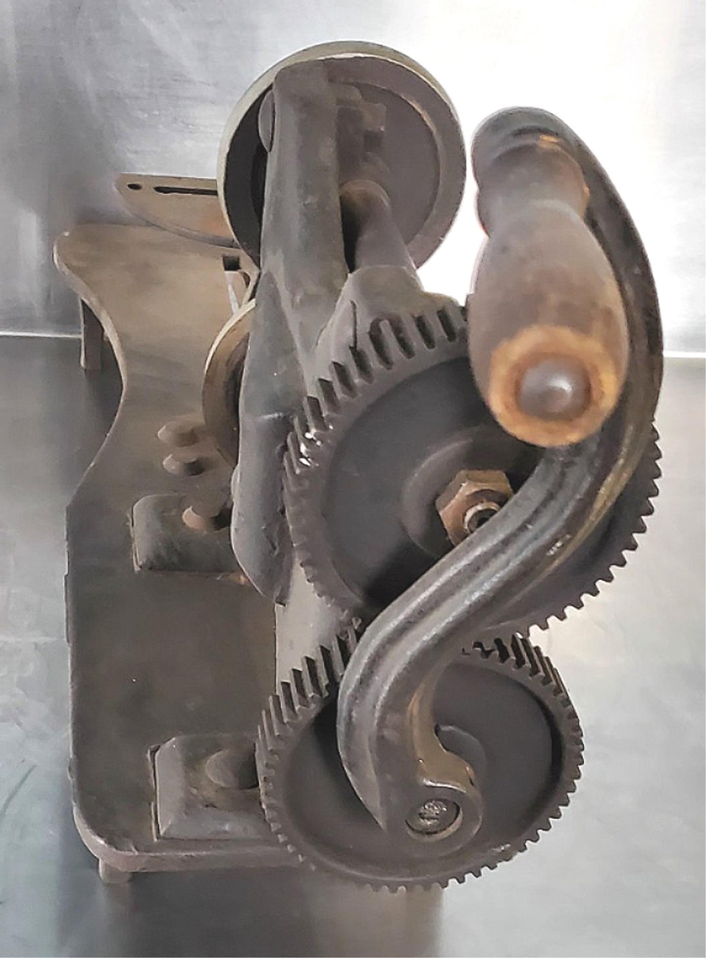 VINTAGE BLACKSMITH HAND CRANK SHEET SHARP METAL CUTTER WATCH VIDEO FREE SHIP