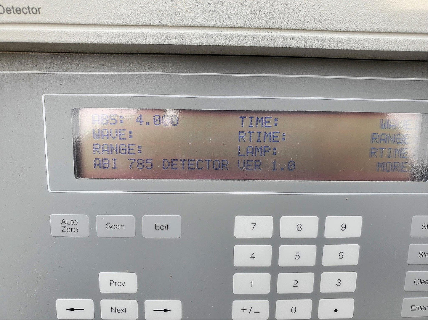 ABS 785A PROGRAMMABLE VARIAB WAVELENGTH ABSORBANCE DETECTOR WATCH VIDEO FREESHIP