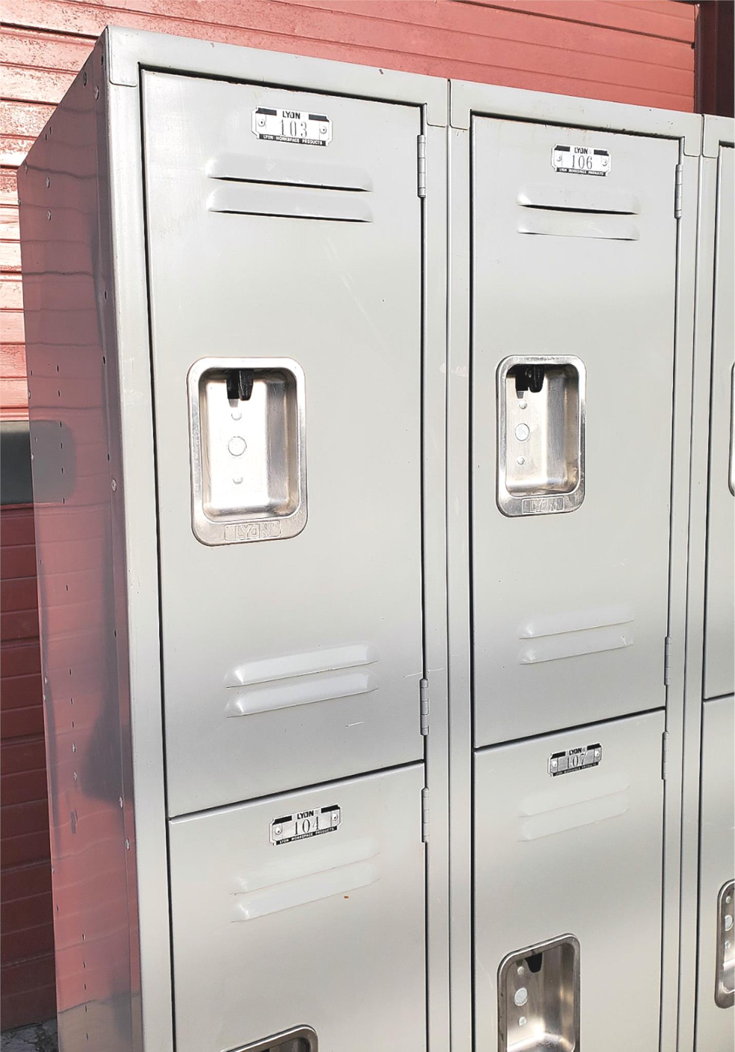 LYON 9 DOOR LOCKER SECURITY SYSTEM 3 Tier Box 36 W x18" D x 78" H FREE SHIPPING