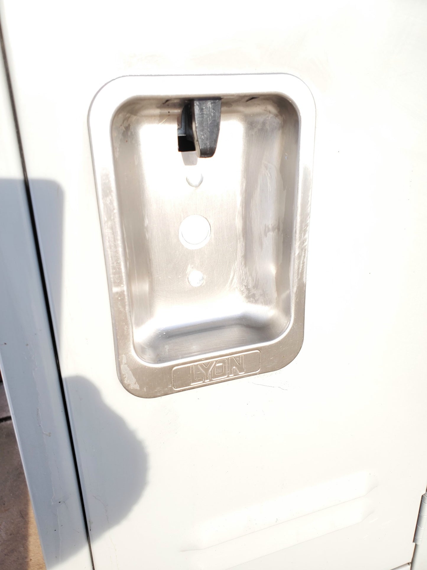 LYON 9 DOOR LOCKER SECURITY SYSTEM 3 Tier Box 36 W x18" D x 78" H FREE SHIPPING