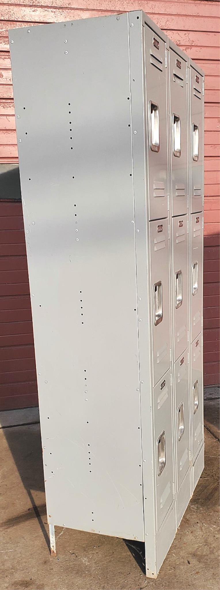 LYON 9 DOOR LOCKER SECURITY SYSTEM 3 Tier Box 36 W x18" D x 78" H FREE SHIPPING