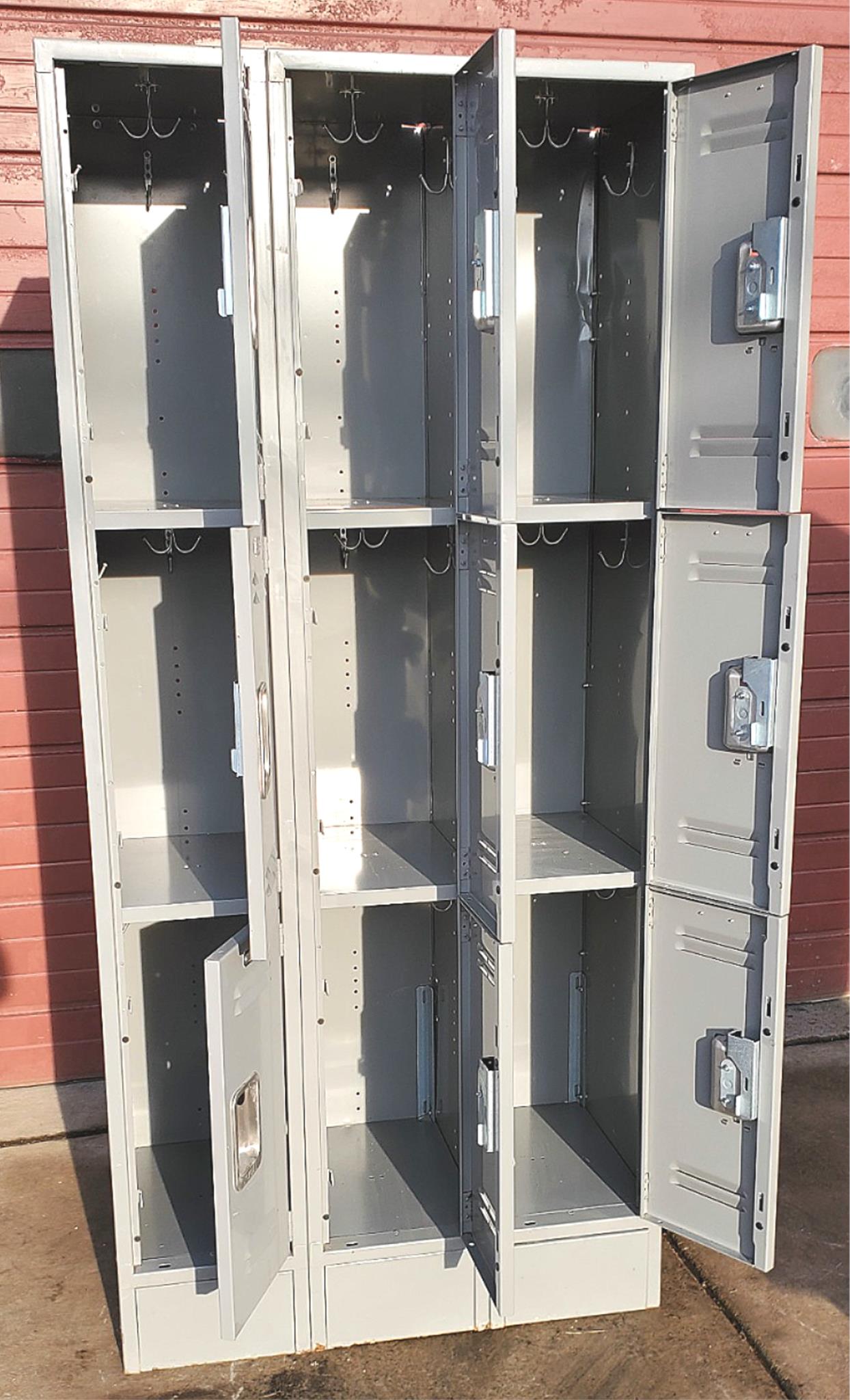 LYON 9 DOOR LOCKER SECURITY SYSTEM 3 Tier Box 36 W x18" D x 78" H FREE SHIPPING