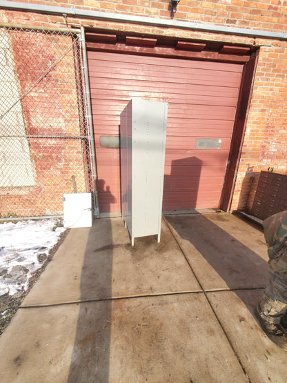 LYON 9 DOOR LOCKER SECURITY SYSTEM 3 Tier Box 36 W x18" D x 78" H FREE SHIPPING