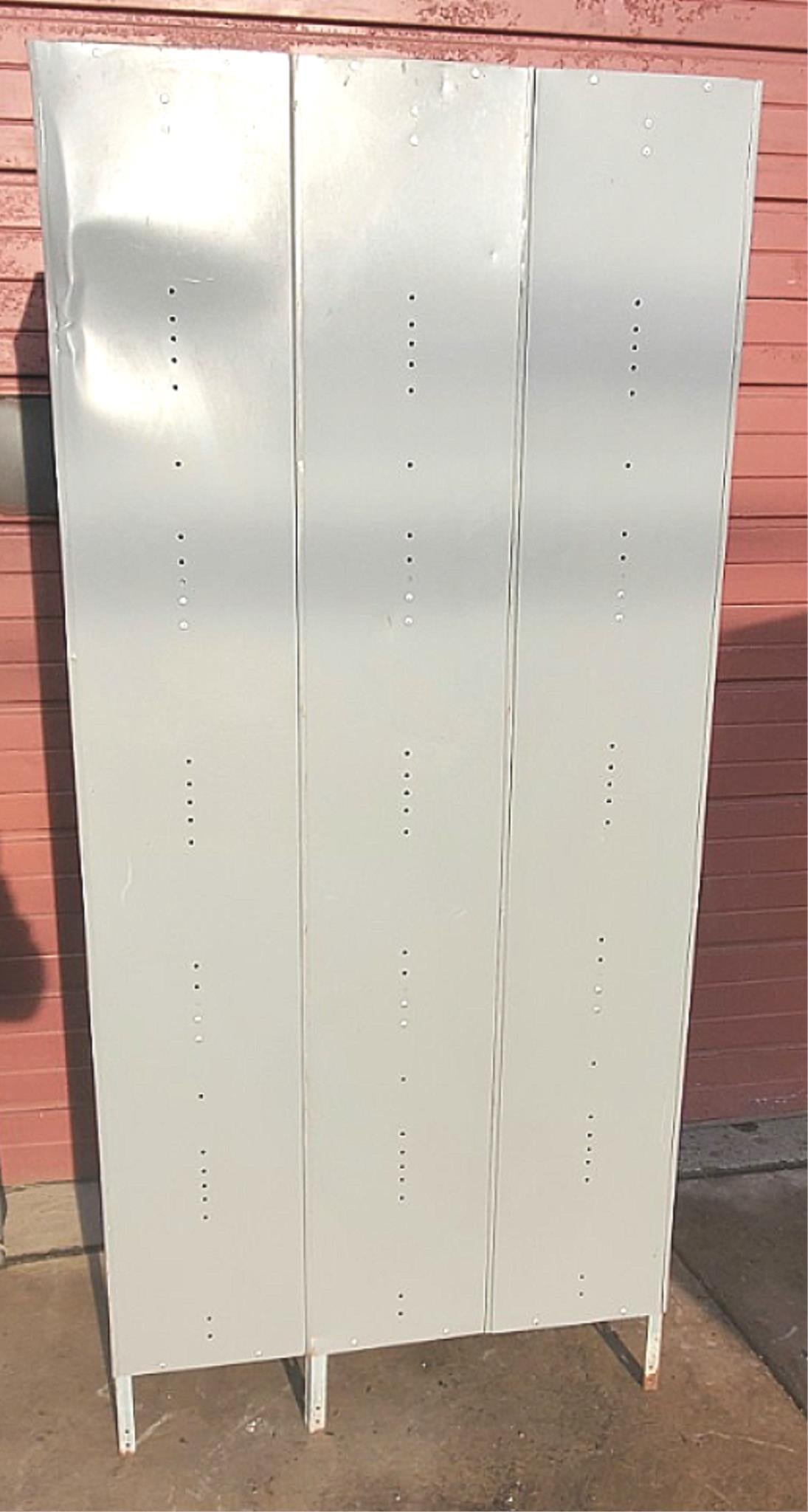 LYON 9 DOOR LOCKER SECURITY SYSTEM 3 Tier Box 36 W x18" D x 78" H FREE SHIPPING