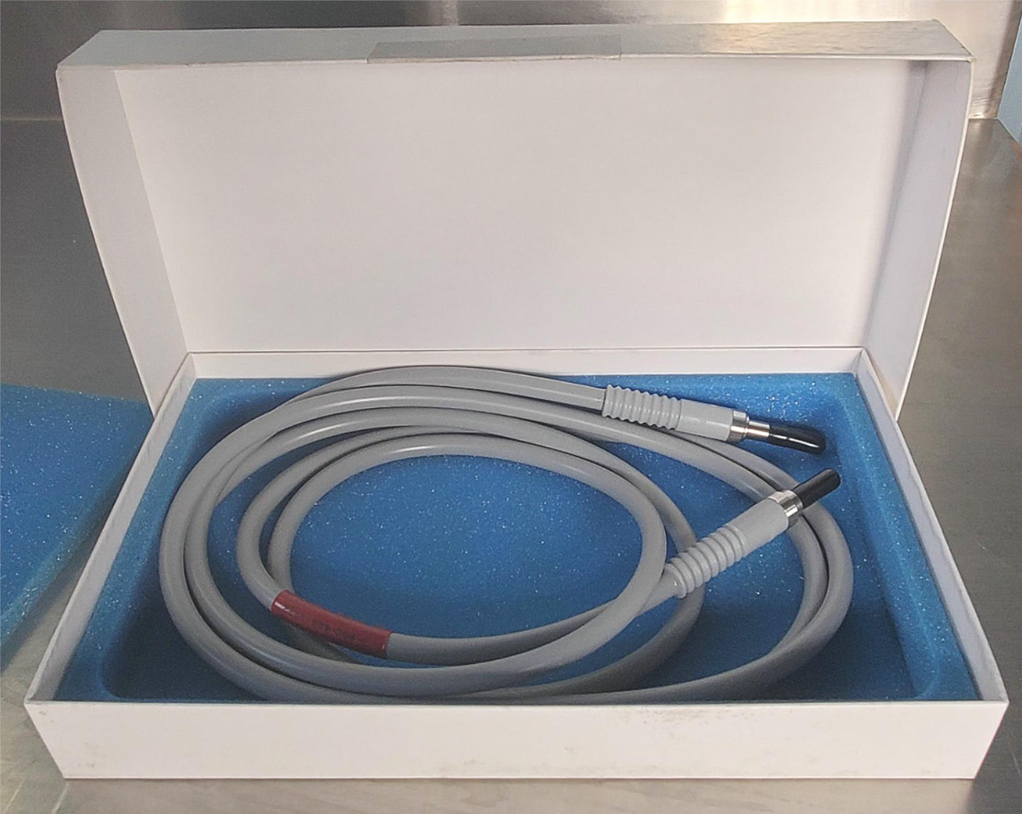 STRYKER 233-050-065 5.00mm x 10"/3.05M with ACMI MALE FIBER OPTIC CABLE FREESHIP