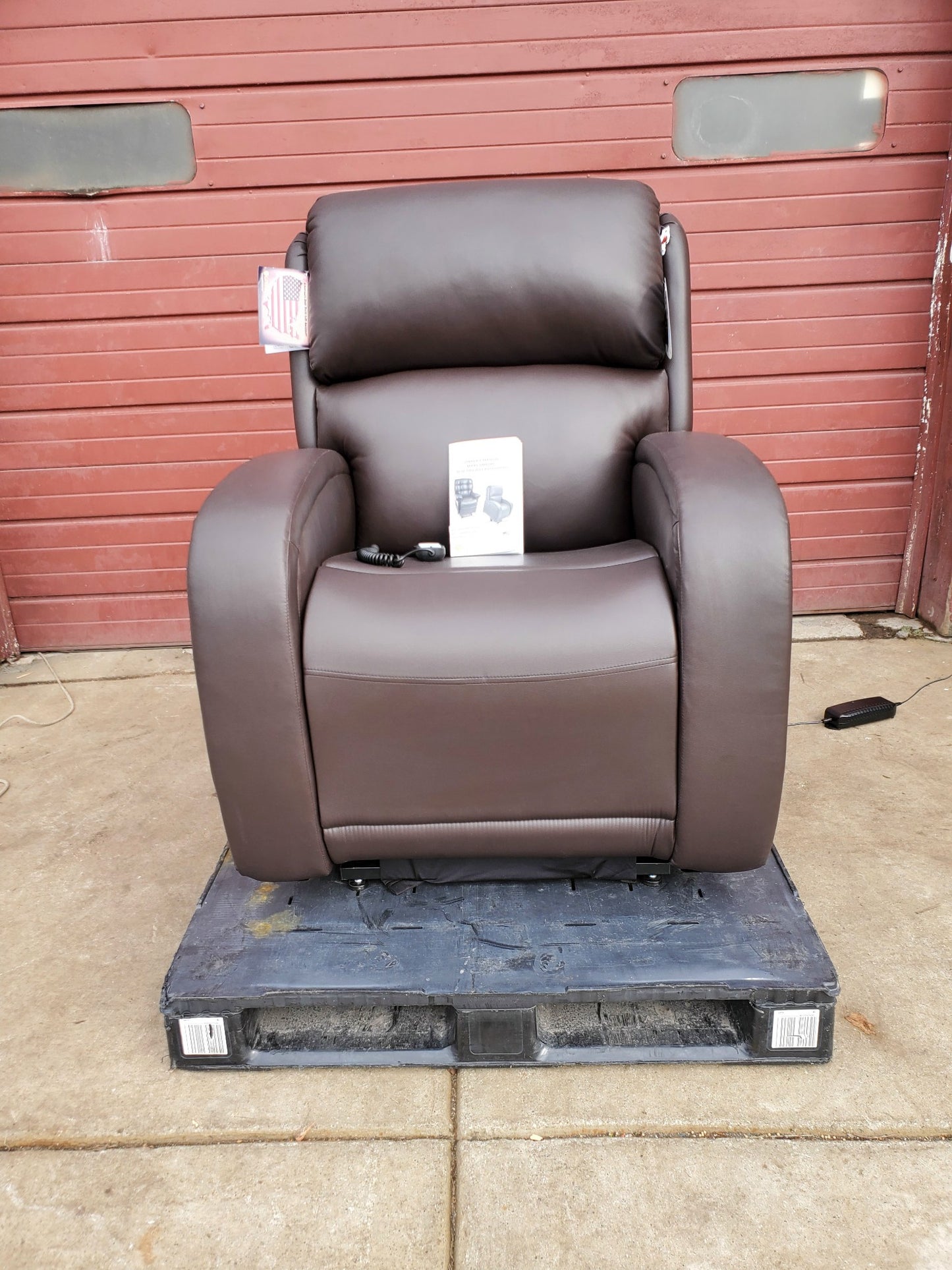 GOLD MAXICOMFORT TWILIGHT POSITIONING EZ SLEEPER POWER CHAIR PR761 WATCH VIDEO