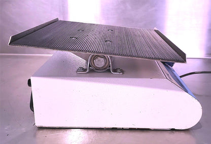 VWR 100 ROCKING 14" x 11" PLATFORM SHAKER 90 DAY WARRANTY WATCH VIDEO FREE SHIP