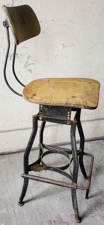 VINTAGE UHL TOLEDO INDUSTRIAL DRAFTING MACHINIST STEAMPUNK STOOL FREE SHIPPING