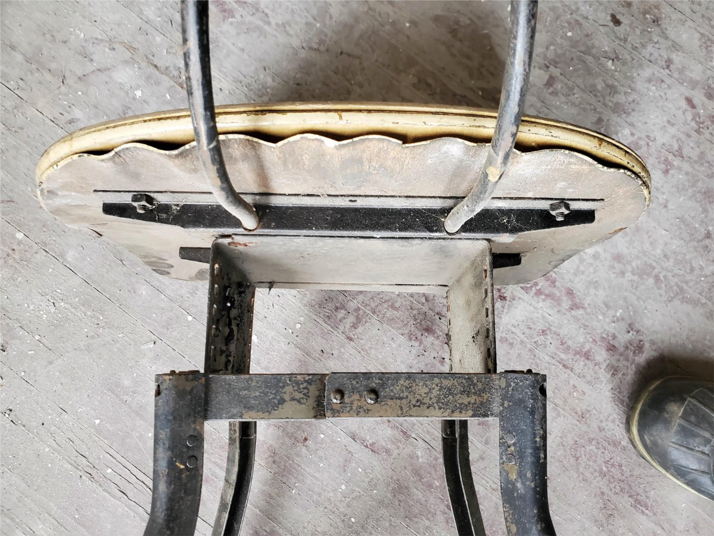 VINTAGE UHL TOLEDO INDUSTRIAL DRAFTING MACHINIST STEAMPUNK STOOL FREE SHIPPING