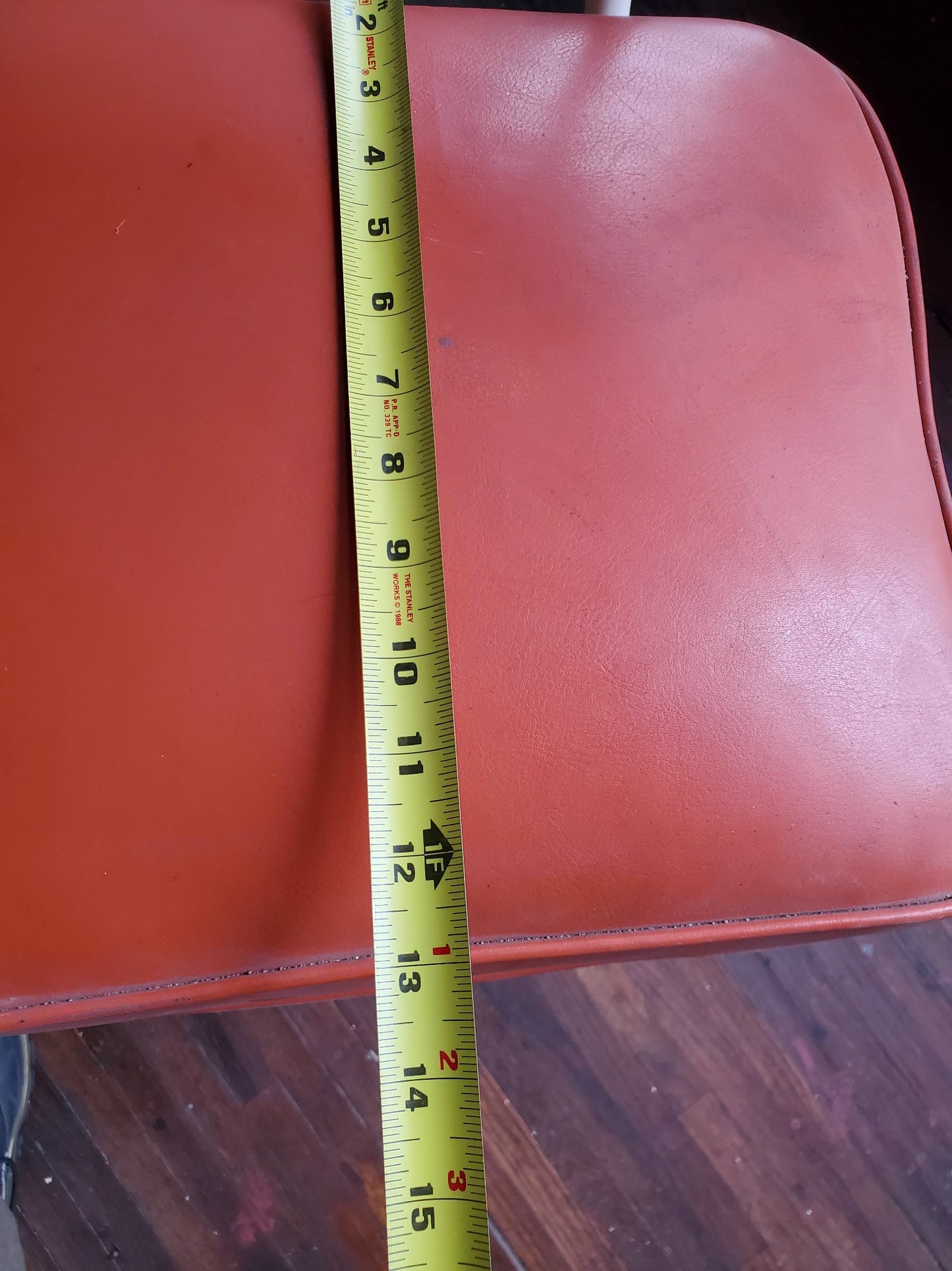 VINTAGE STEELCASE ORANGE INDUSTRIAL DRAFTING MACHINIST STEAMPUNK STOOL FREE SHIP