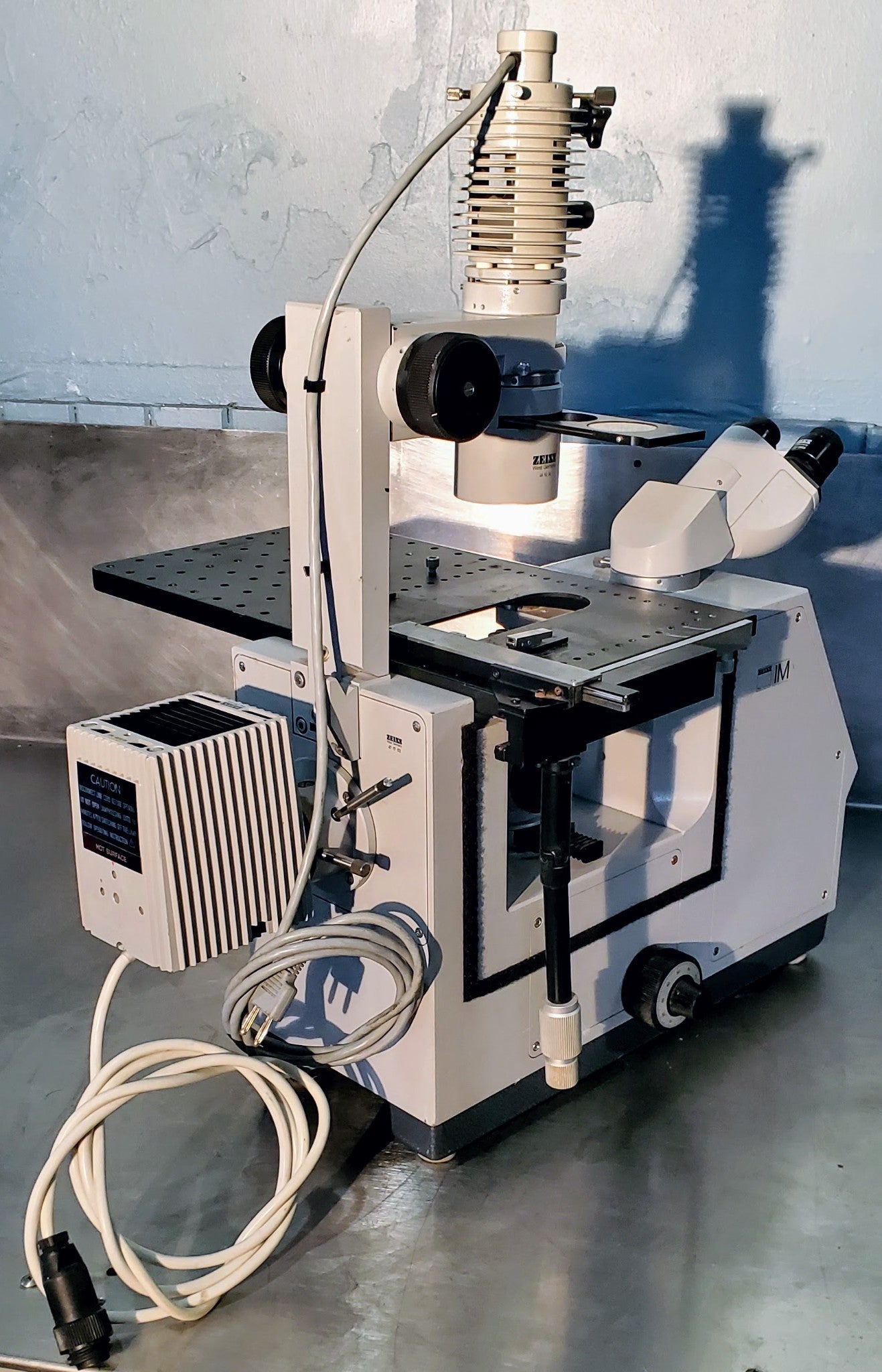 ZEISS IM INVERTED MICROSCOPE 3 OBJECTIVES 100% WORKING FREE SHIP WATCH VIDEO