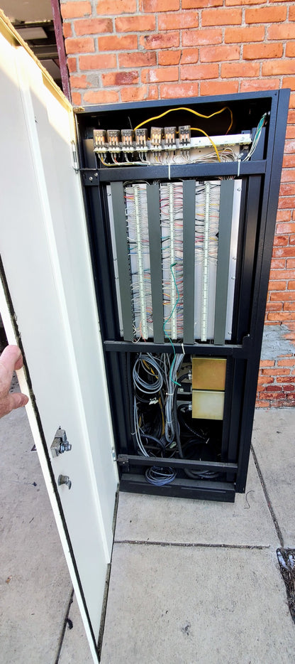 AIRCO EDWARDS TEMESCAL ELECTRON BEAM DEPOSITION COLUMN SYSTEM SWEEP VERSAVAC 5