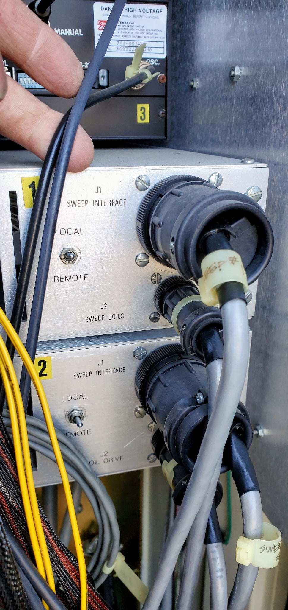 AIRCO EDWARDS TEMESCAL ELECTRON BEAM DEPOSITION COLUMN SYSTEM SWEEP VERSAVAC 5