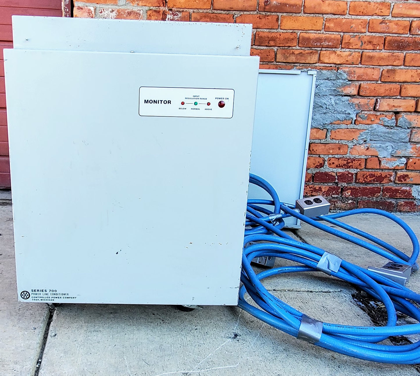 TRYSTAR Series 700 8KVA POWER CONDITIONER 1PHASE VOLTAGE REGULATOR TRANSFORMER