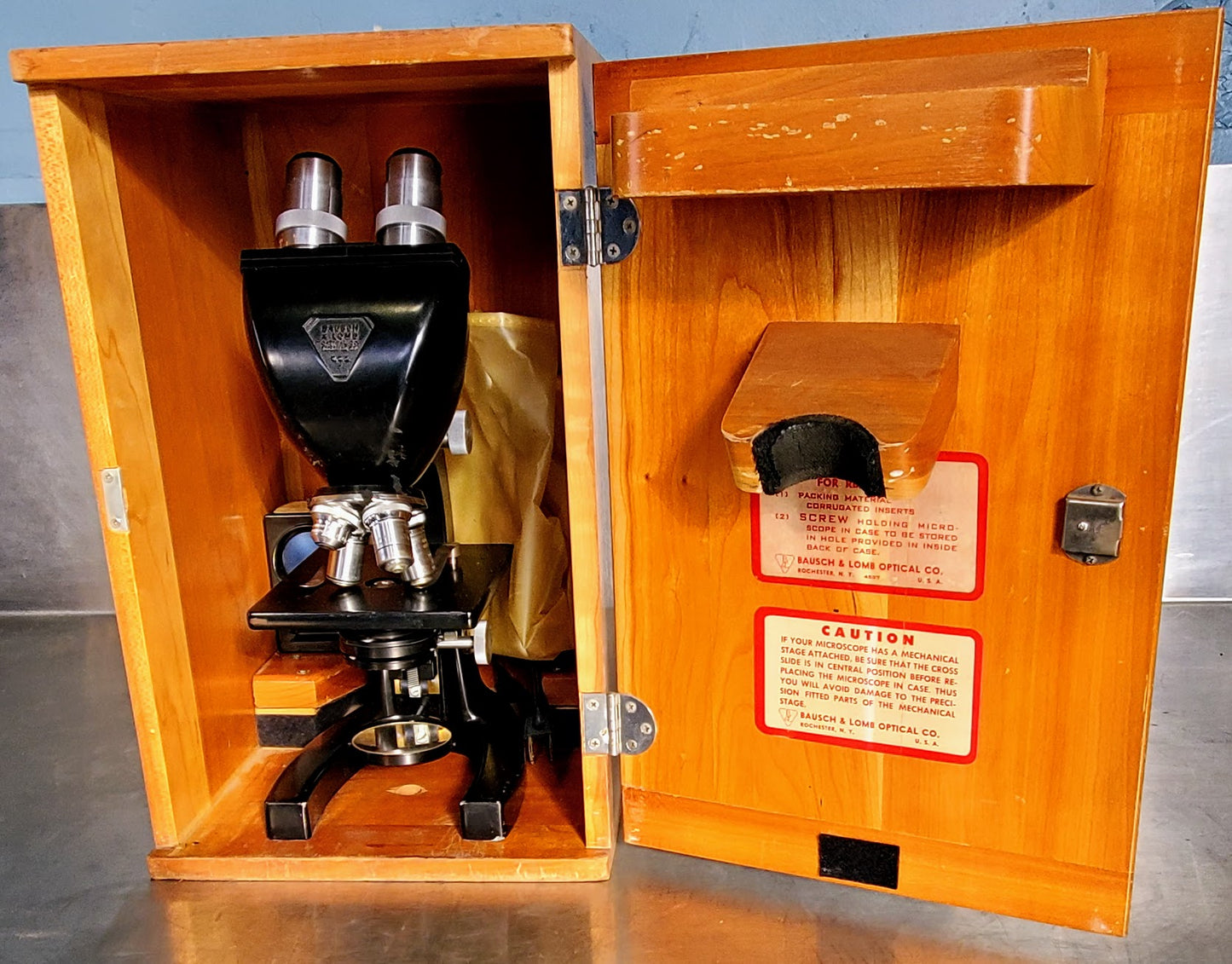 RARE BAUSCH LOMB MONOLUX OBJECTIVE MICROSCOPE BAKELITE VIEWER WOOD CASE FREESHIP