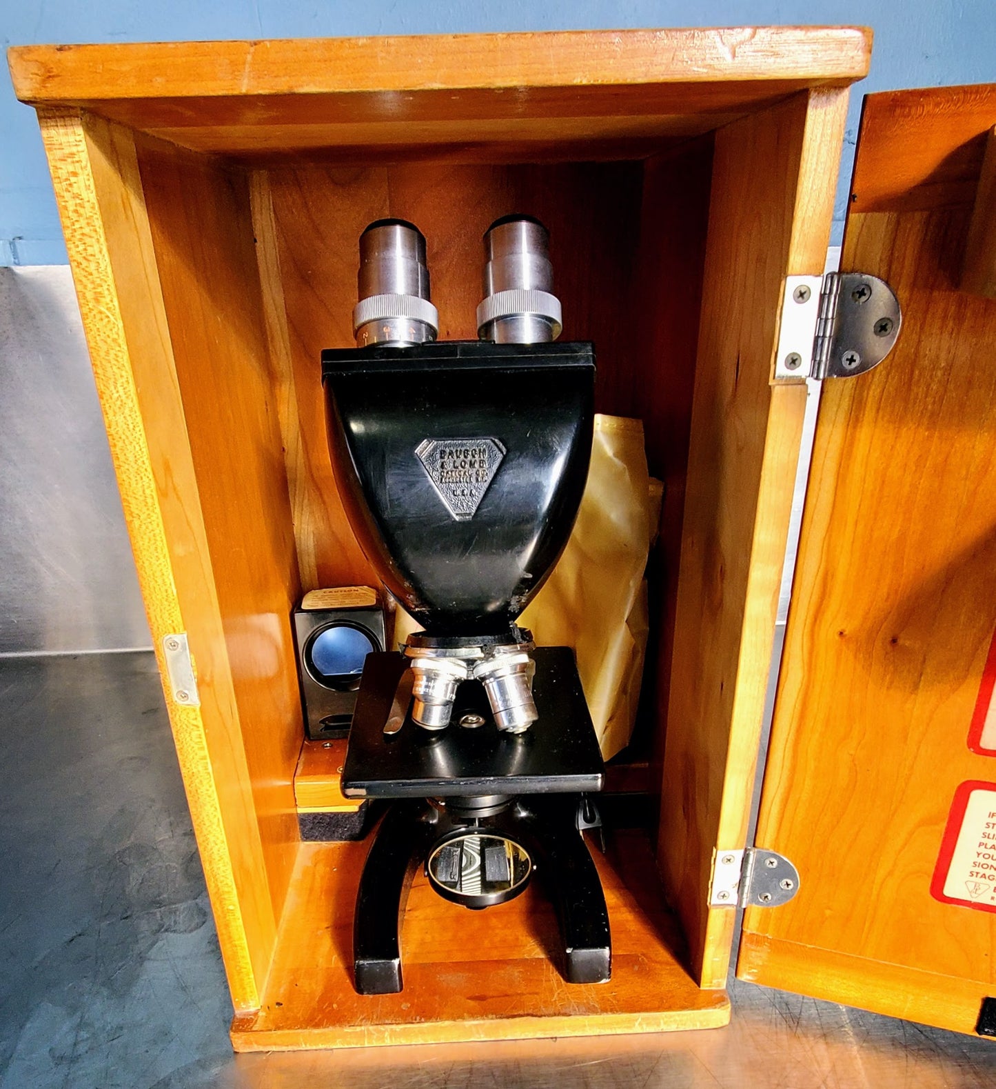 RARE BAUSCH LOMB MONOLUX OBJECTIVE MICROSCOPE BAKELITE VIEWER WOOD CASE FREESHIP