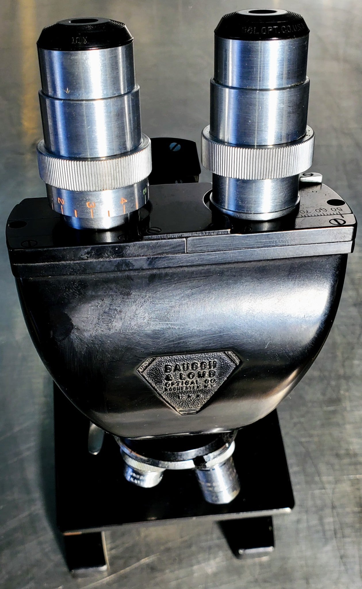 RARE BAUSCH LOMB MONOLUX OBJECTIVE MICROSCOPE BAKELITE VIEWER WOOD CASE FREESHIP