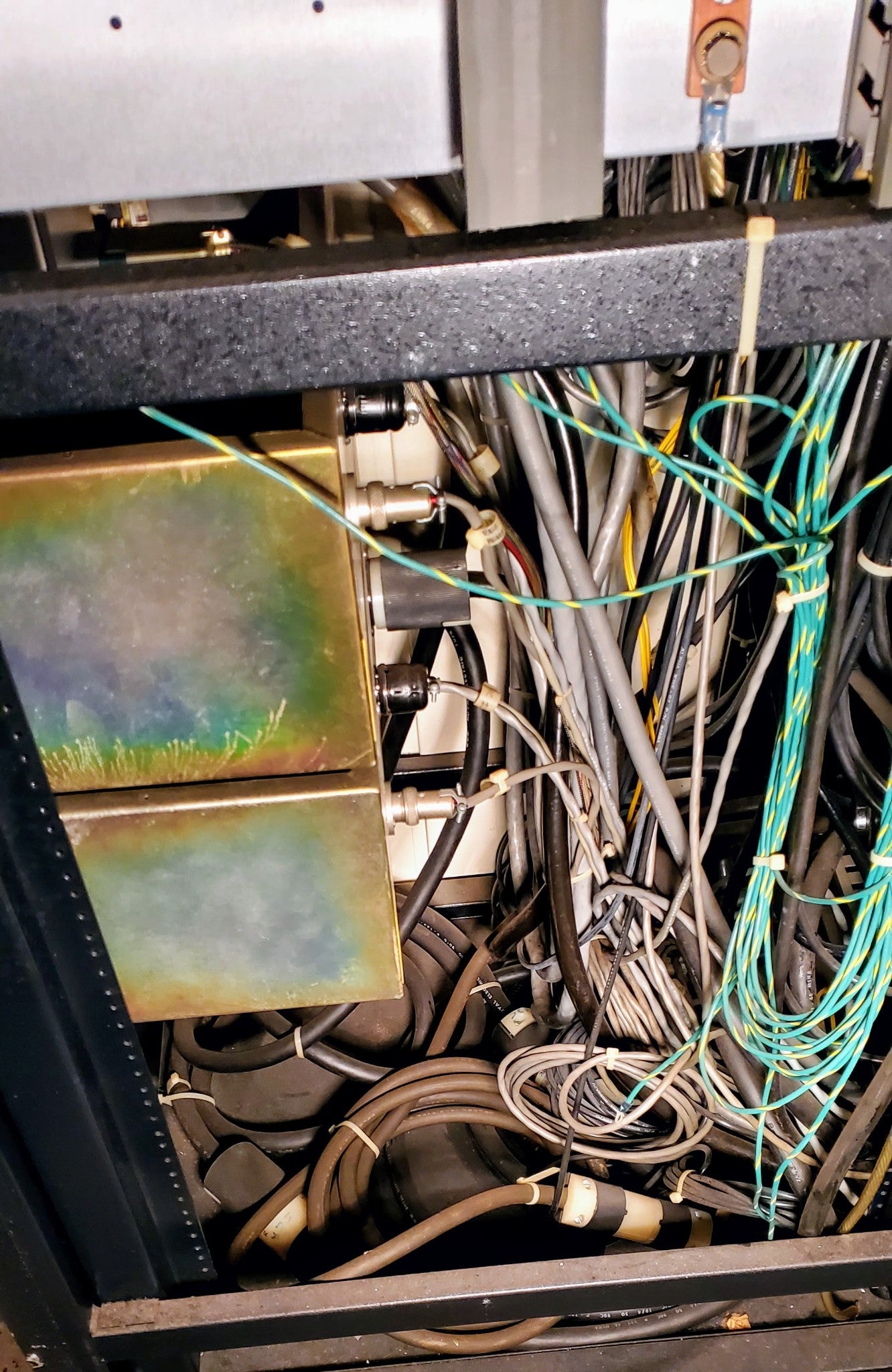 AIRCO EDWARDS TEMESCAL ELECTRON BEAM DEPOSITION COLUMN SYSTEM SWEEP VERSAVAC 5