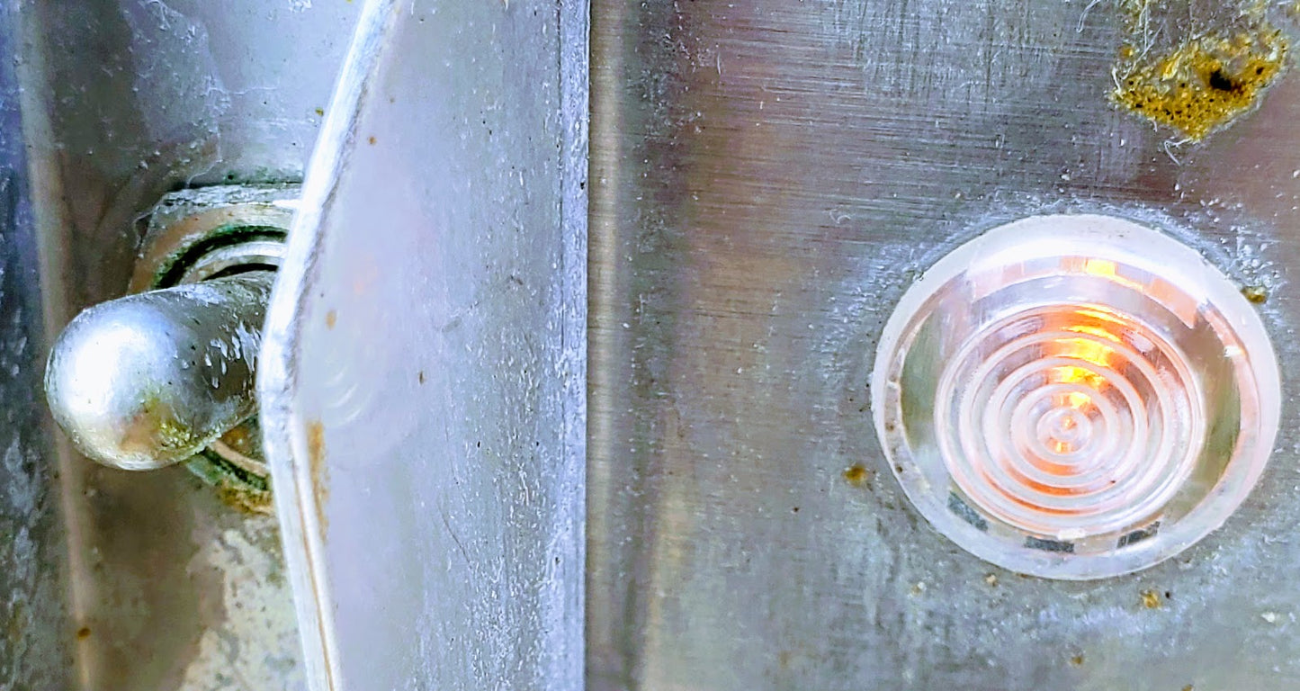 BELSHAW 718LCG NATURAL GAS 18x26 DONUT FRYER and SF18 SHORTENING FILTER FREESHIP