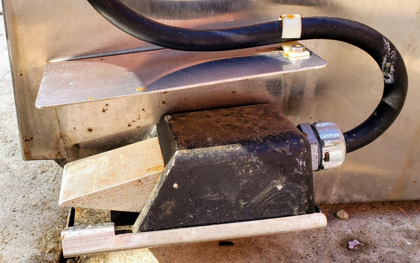 BELSHAW 718LCG NATURAL GAS 18x26 DONUT FRYER and SF18 SHORTENING FILTER FREESHIP