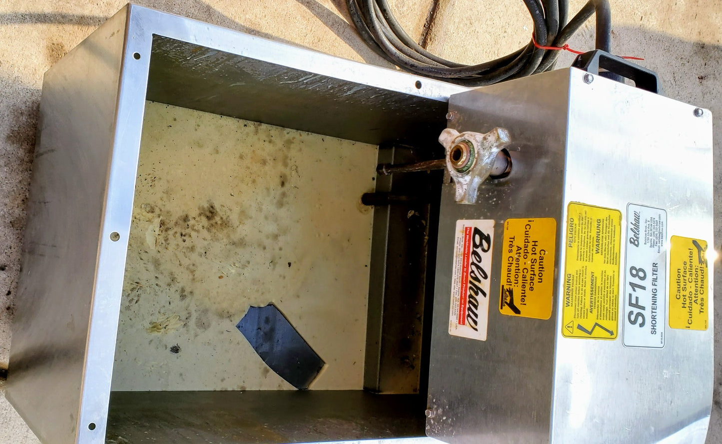 BELSHAW 718LCG NATURAL GAS 18x26 DONUT FRYER and SF18 SHORTENING FILTER FREESHIP