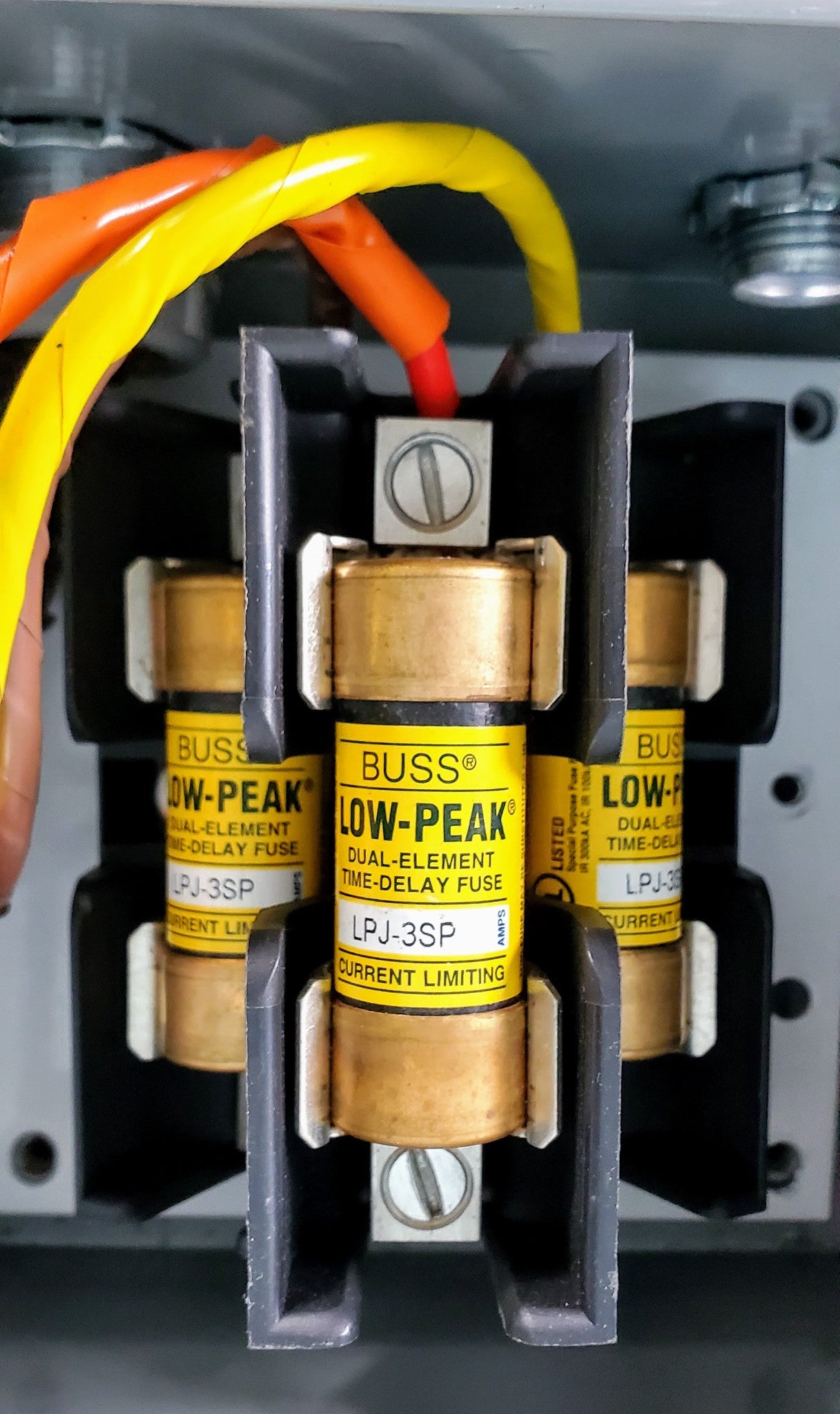 HUBBELL WIEGMANN BN4060604CHWW ELECTRICAL ENCLOSURE & L16‑20 LOCK PLUG FREESHIP