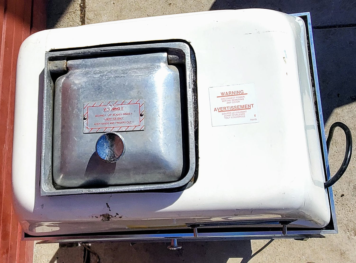 SNO-KONES BLIZ-WHIZ 1001 ICE SHAVER 120VELETRIC COUNTERTOP WATCH VIDEO FREE SHIP