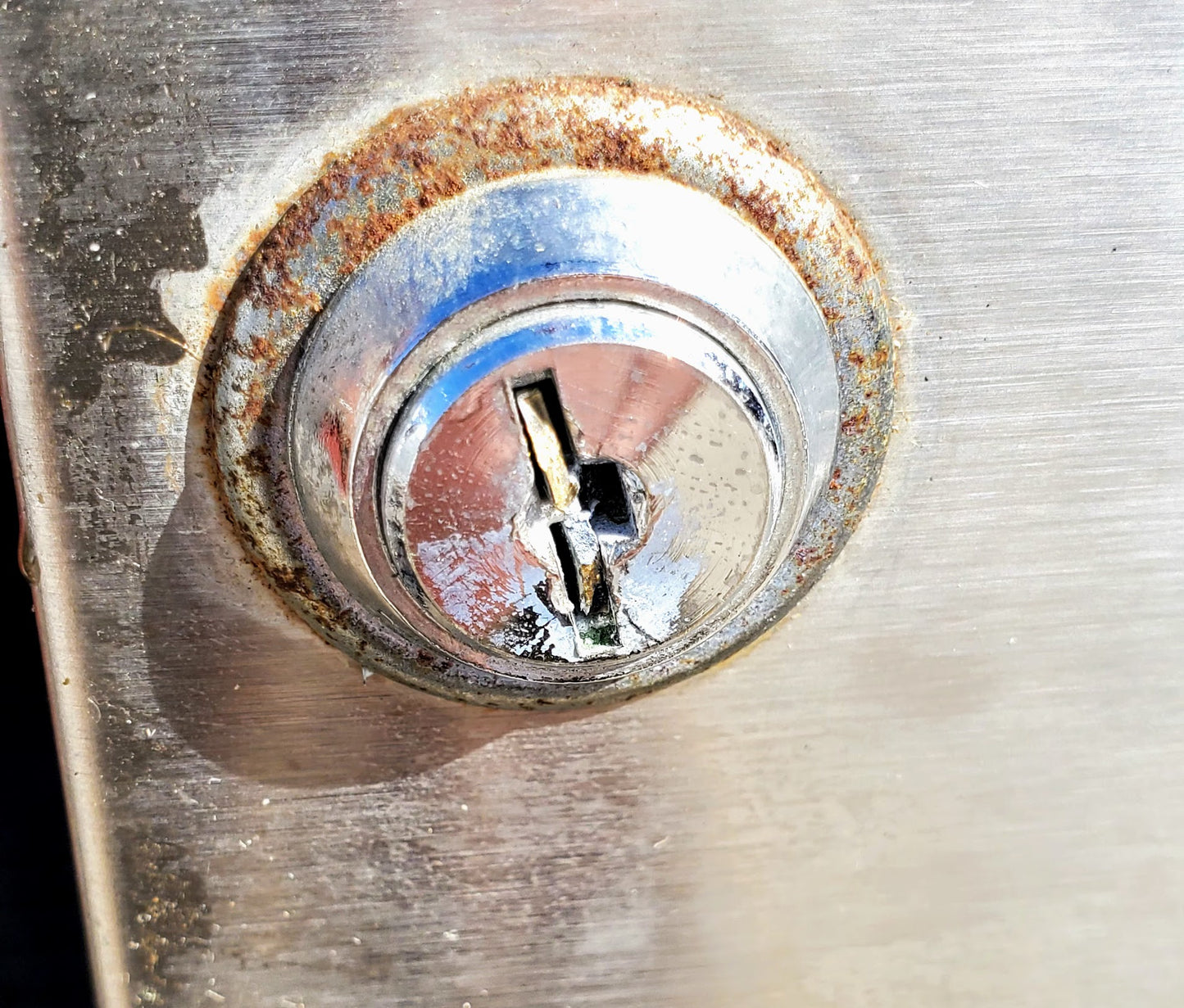 SERVEND CED-30 SODA CARB NON 6 VALVE POST MIX DISPENSER WATCH VIDEO FREE SHIPPIN