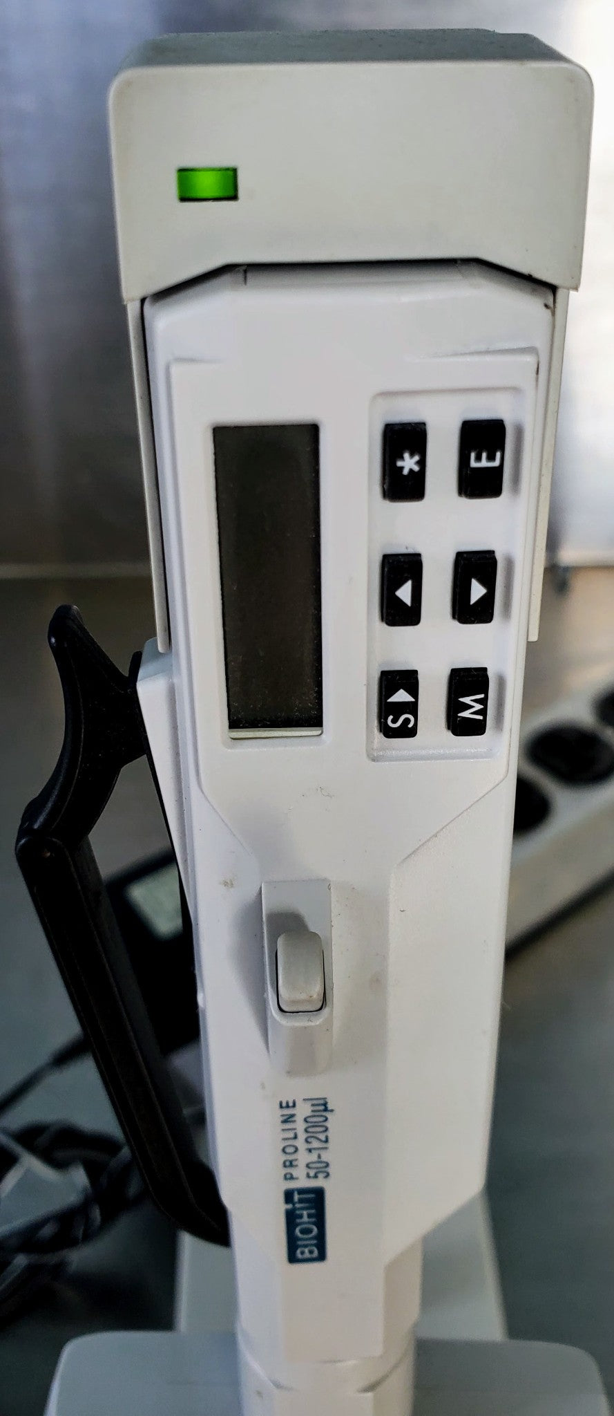 SARTORIUS BIOHIT PROLINE 50-120ul 6CHANNEL PIPETTE & CHARGER WATCHVIDEO FREESHIP