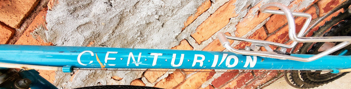 VINTAGE 1980's SIGNET CENTURION BICYCLE - Tires are Flat - FREE SHIPPING