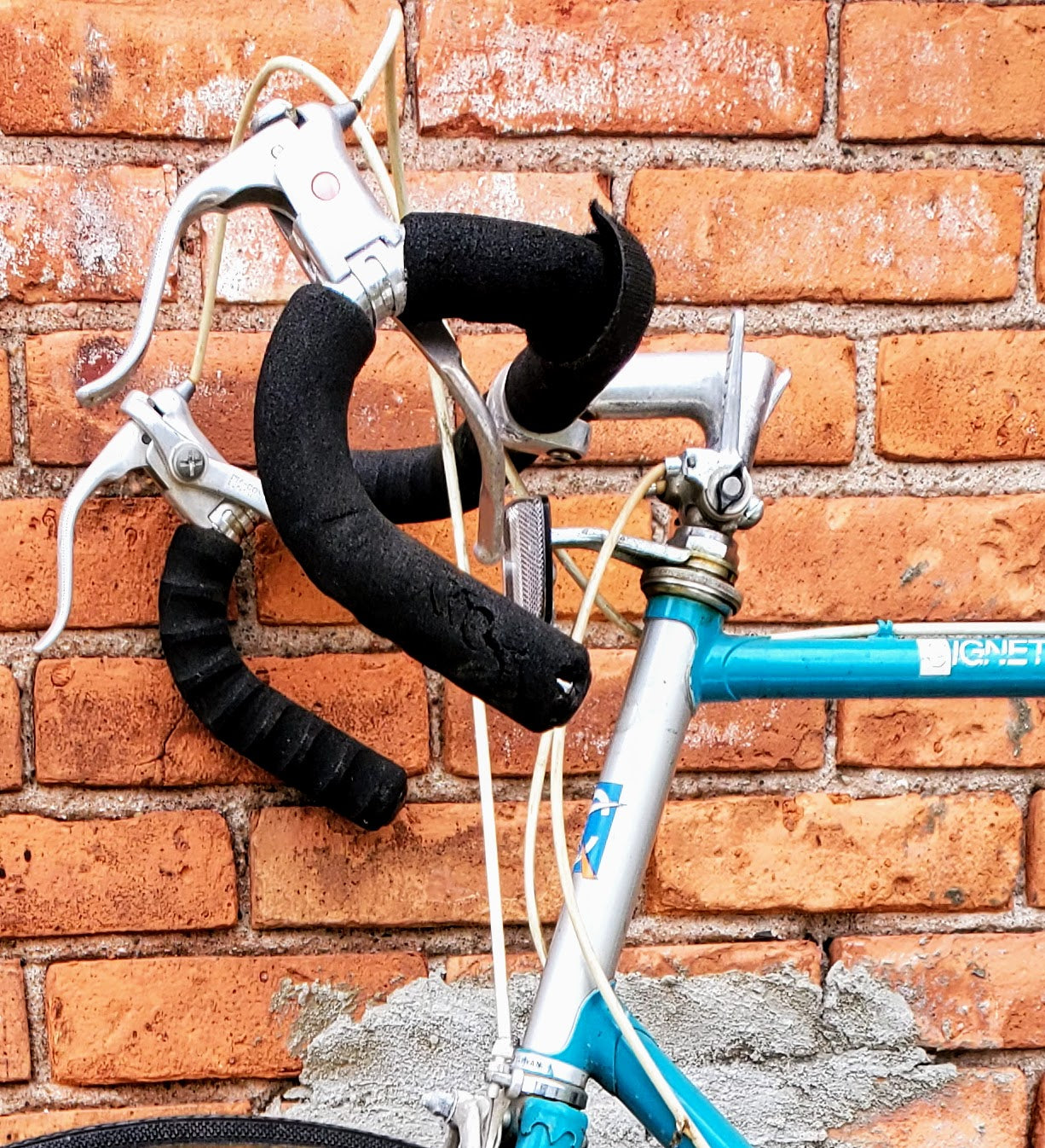 VINTAGE 1980's SIGNET CENTURION BICYCLE - Tires are Flat - FREE SHIPPING