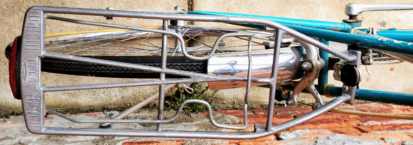 VINTAGE 1980's SIGNET CENTURION BICYCLE - Tires are Flat - FREE SHIPPING