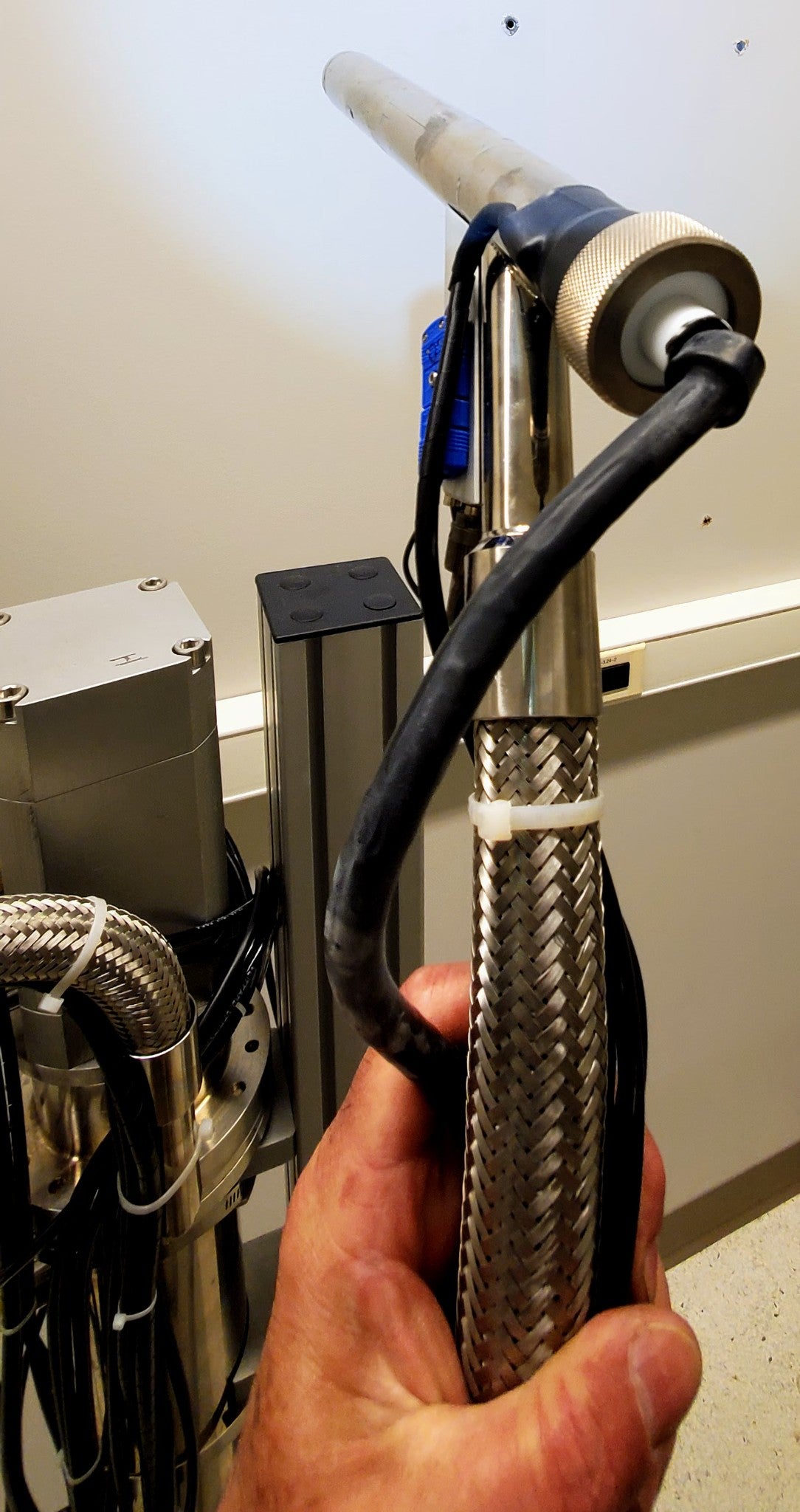 AL60 CRYOGENIC CRYSTALLOGRAPHY COOLER CP830 XSTREAM HELIUM COMPRESSOR FREE SHIP