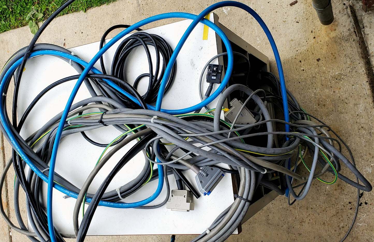 RIGAKU X-STREAM 2000 PEAK NITROGEN GENERATOR AL60CRYOGENIC CRYSTALL CP830 HELIUM