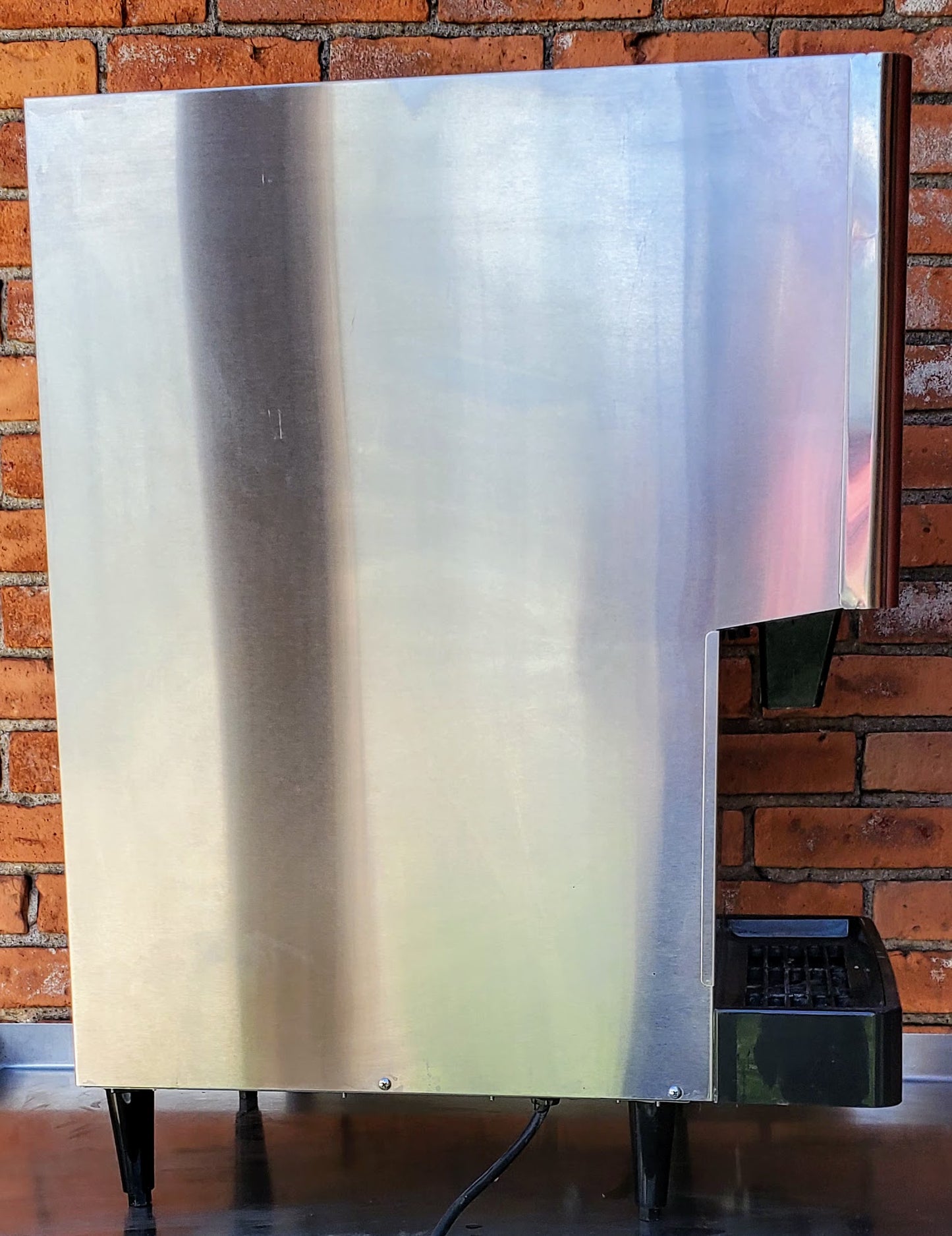 HOSHIZAKI DCM-270BAH 282lb/DAY Countertop Ice Water Dispenser AIR COOL FREE SHIP