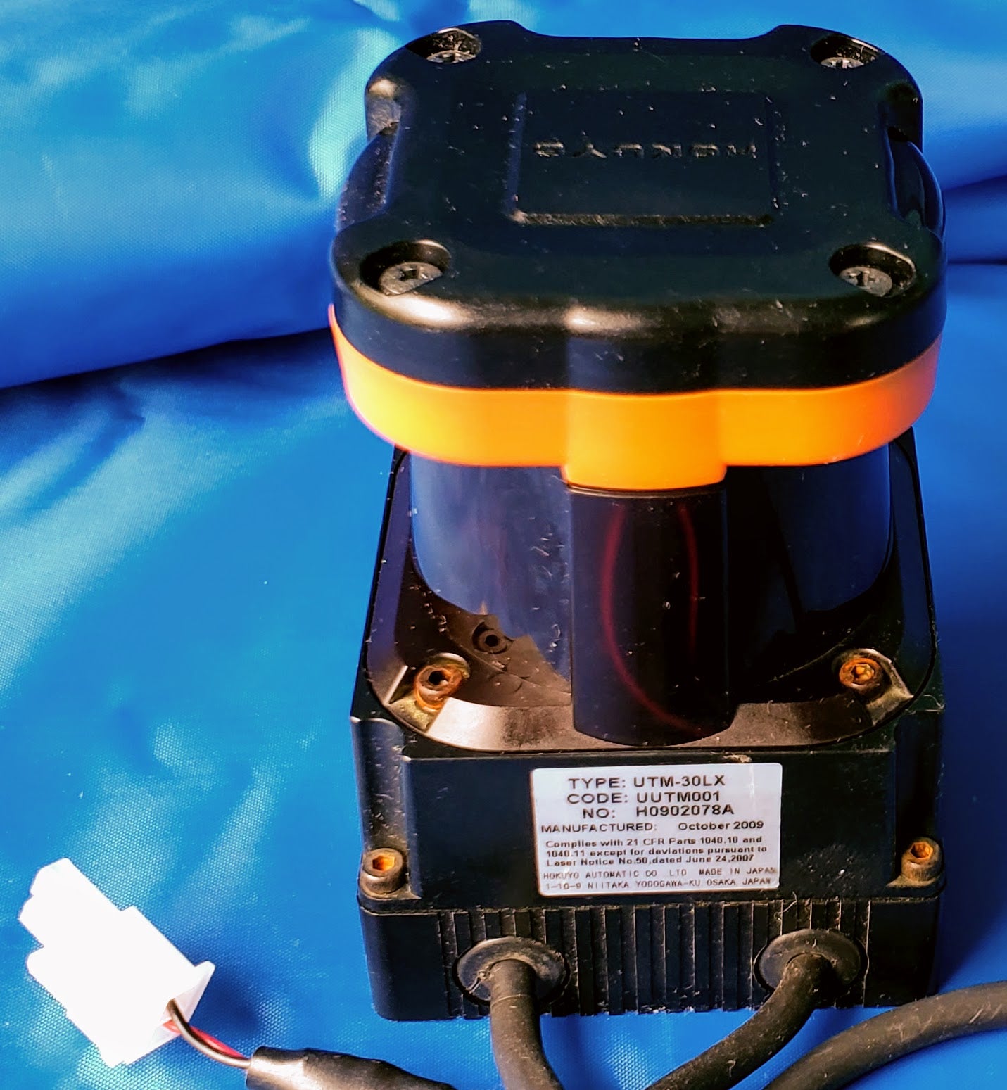 HOKUYO UTM-30LX SCANNING LASER RANGEFINDER MOUNT 3 DYNAMIXEL AX-20+ SERVO MOTORS