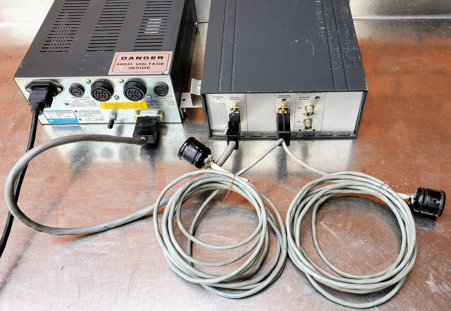 GRANVILLE PHILLIPS 307 VACUUM GAUGE CONTROLLER with POWER SUPPLY FREE SHIP