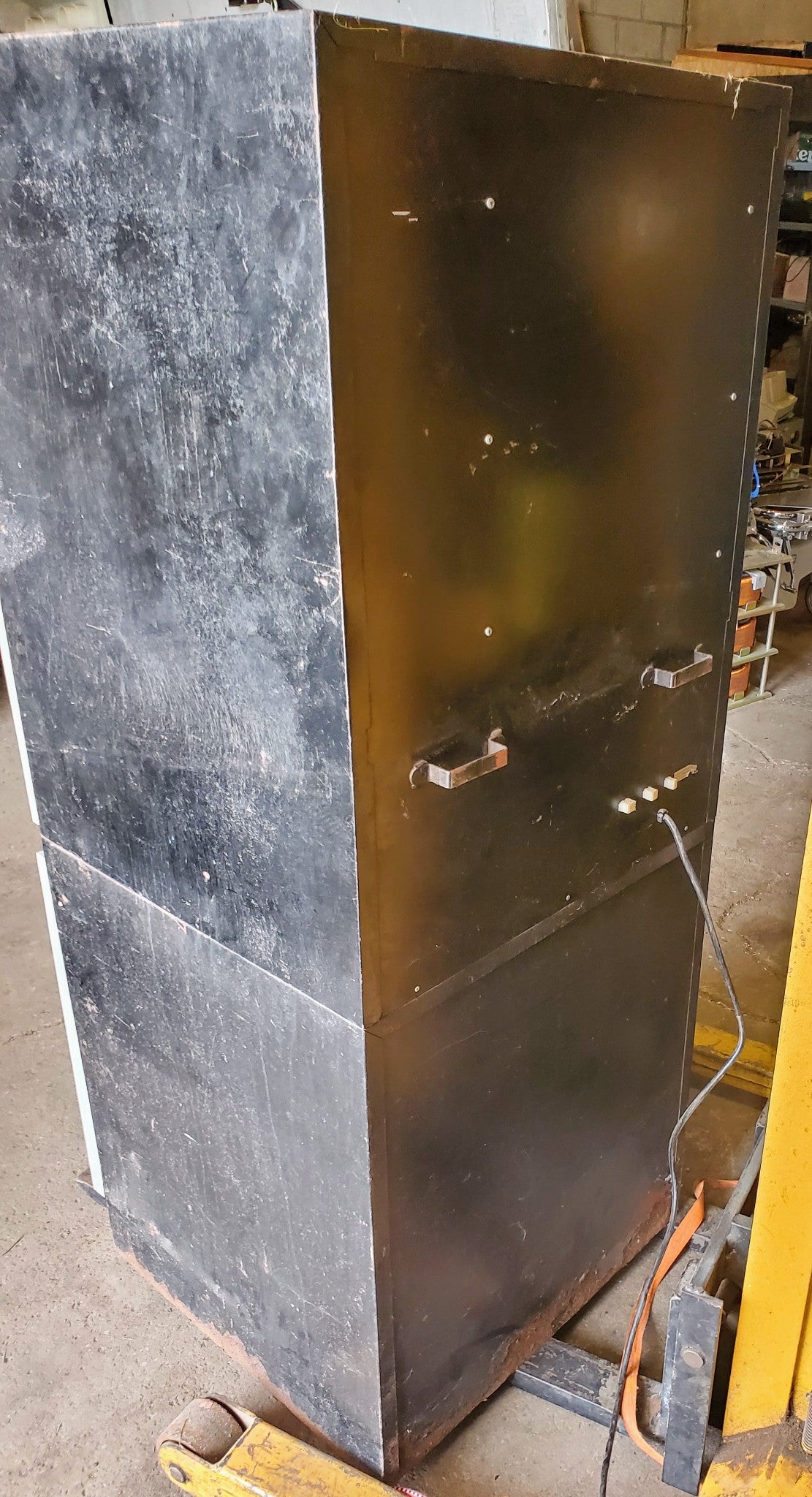 SNACK SHOP CS VENDING MACHINE FREE SHIP