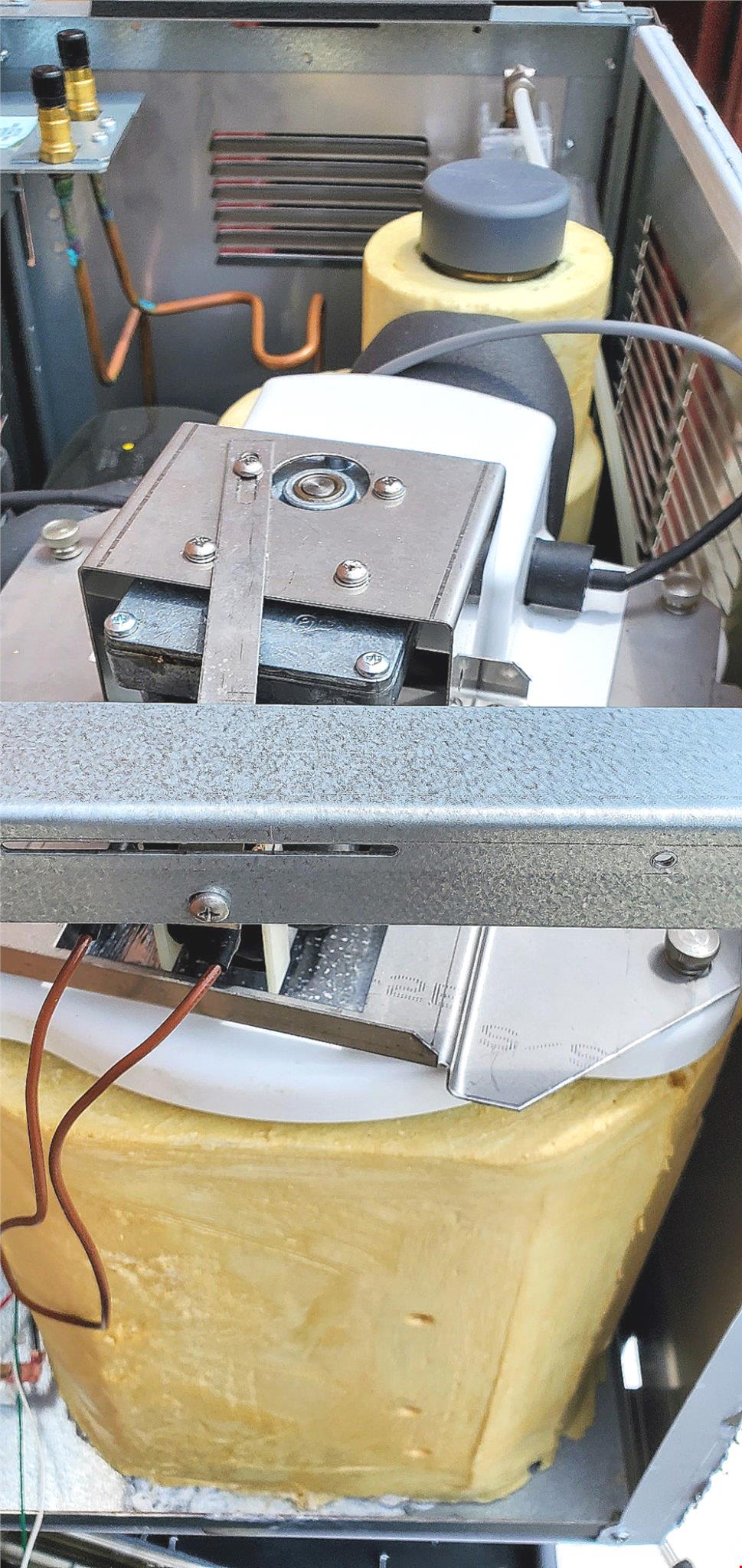 SCOTSMAN MDT3F12A-1H TOUCH-FREE AIR COOLED FLAKE ICE WATER DISPENSER WATCH VIDEO