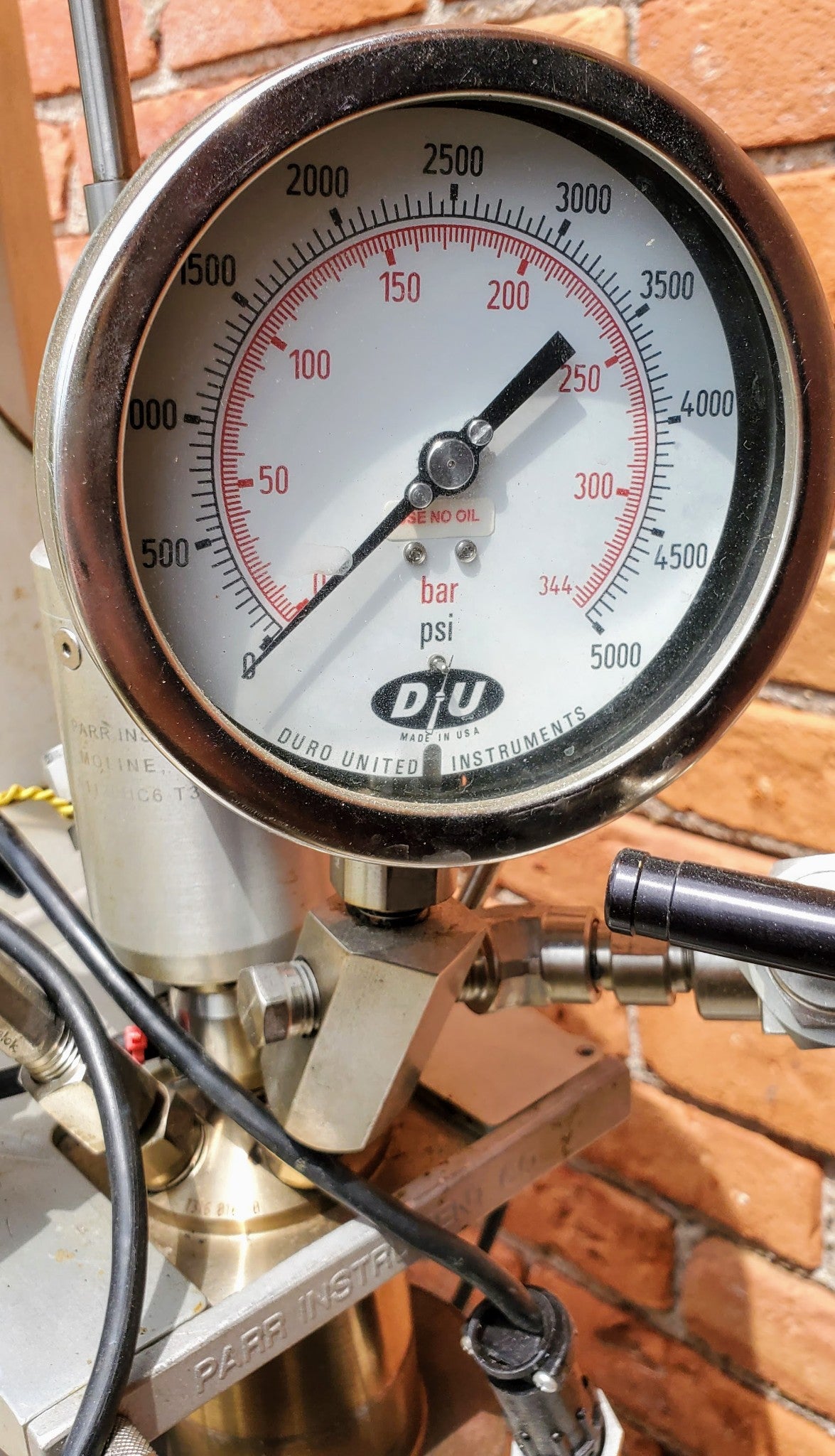 PARR 4576A HP/HT BENCHTOP 250ml FIXED VESSEL 500°CTEMPERATURE REACTOR FREESHIP