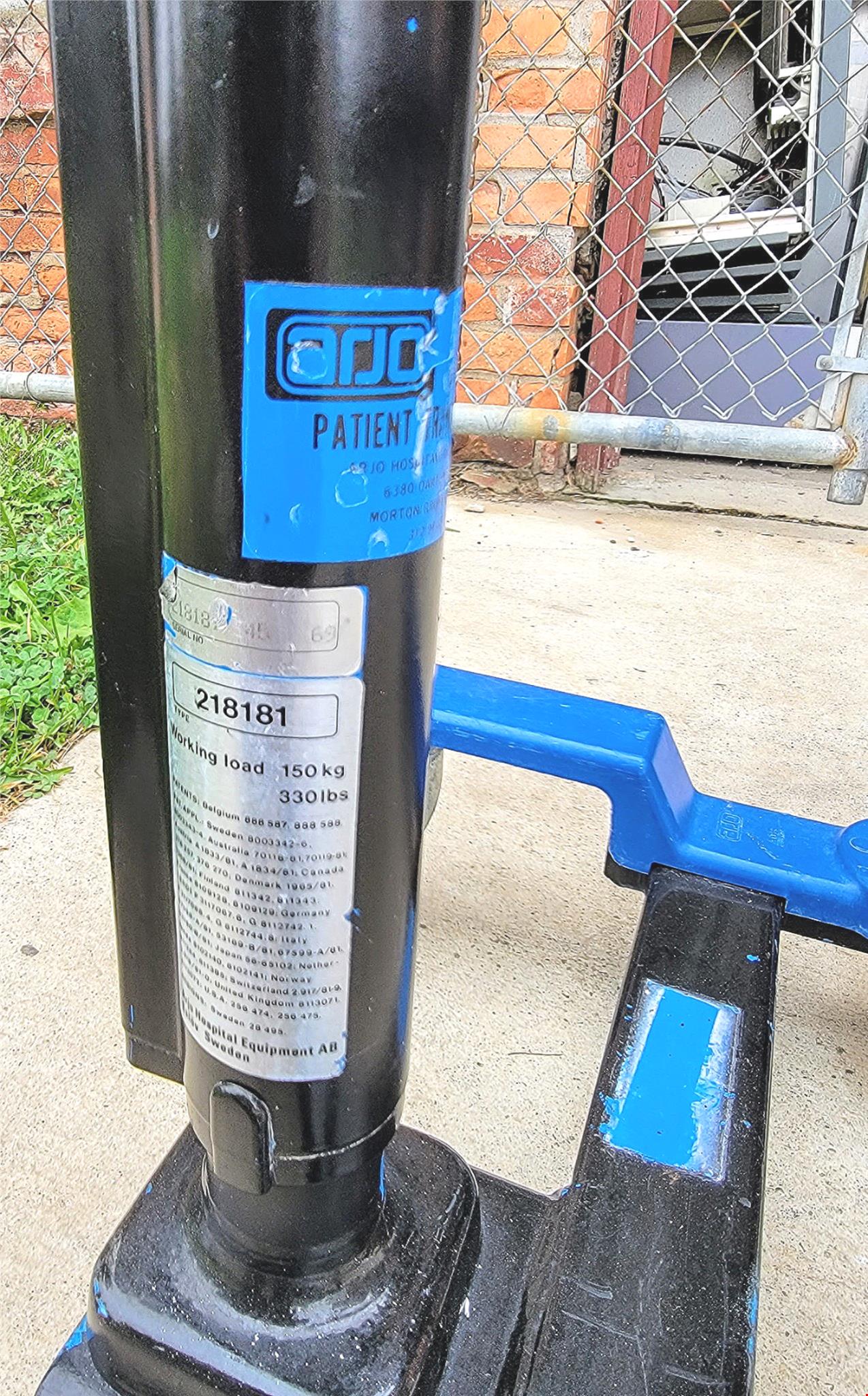 ARJO 17" Up To 36" MANUAL PATIENT TRANSFER LIFT up to 300 lbs PLEASE WATCH VIDEO