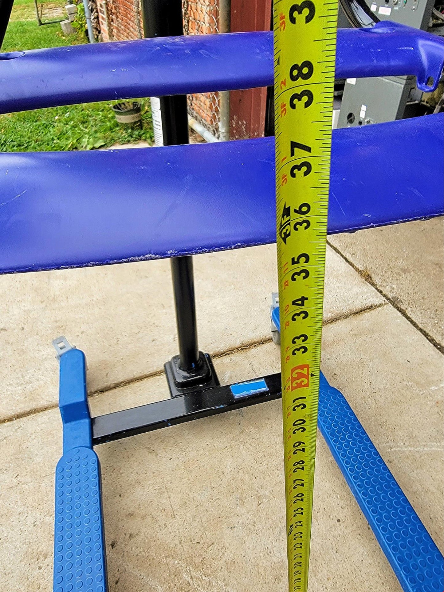 ARJO 17" Up To 36" MANUAL PATIENT TRANSFER LIFT up to 300 lbs PLEASE WATCH VIDEO