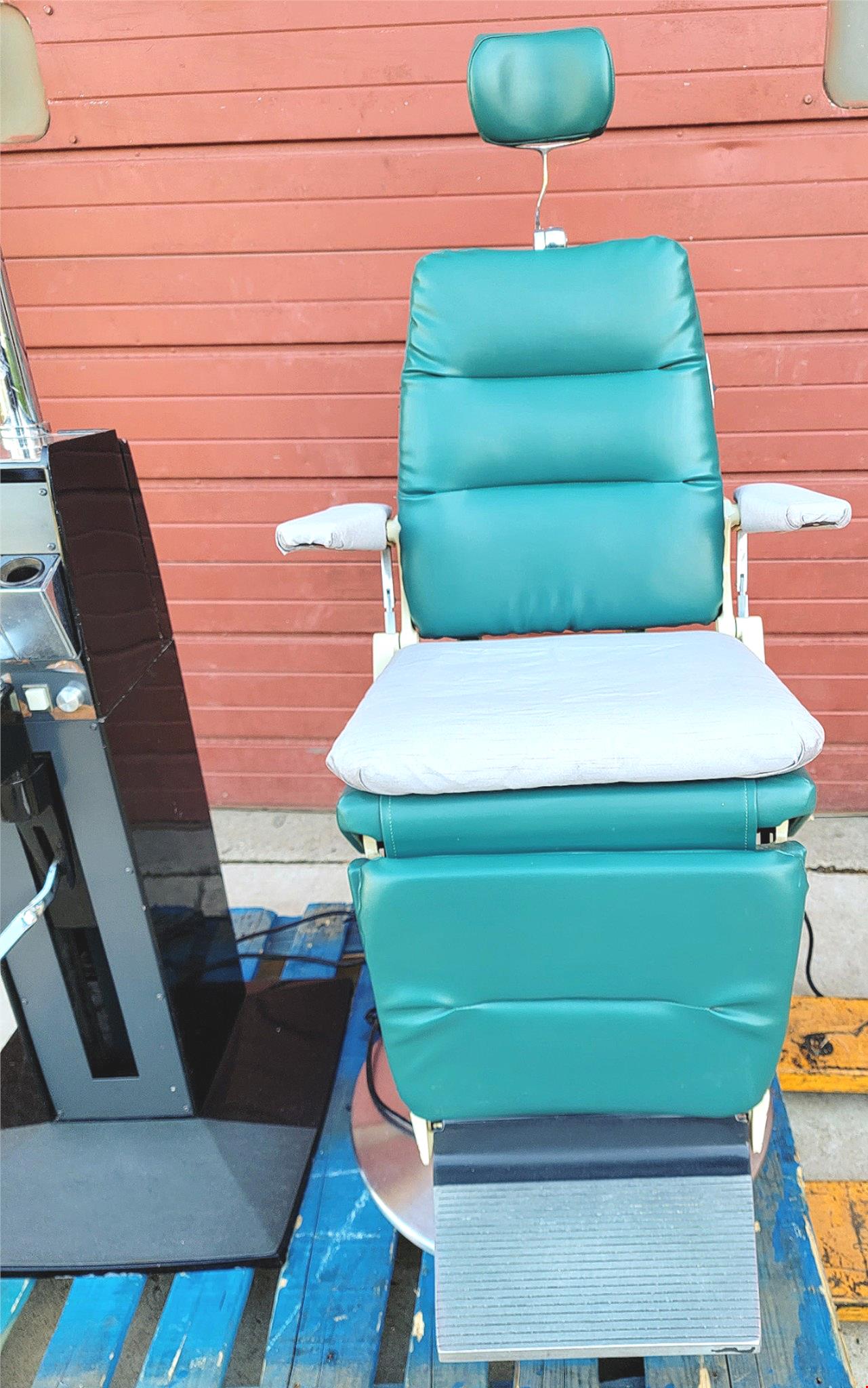 RELIANCE 980 OPHTHALMOLOGIC POWER EXAM CHAIR & INSTRUMENT STAND WATCH VIDEO