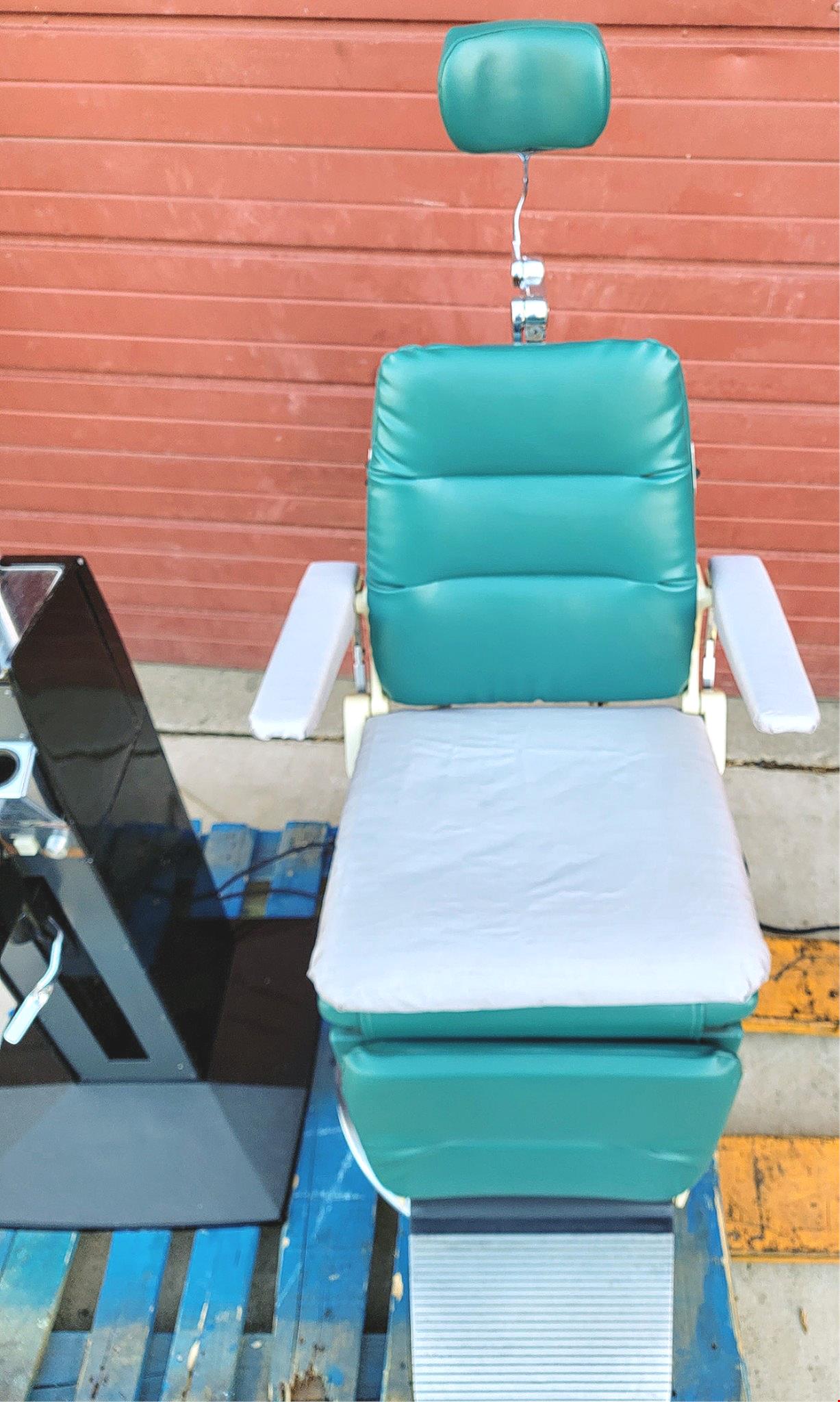 RELIANCE 980 OPHTHALMOLOGIC POWER EXAM CHAIR & INSTRUMENT STAND WATCH VIDEO