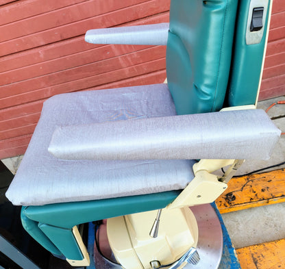 RELIANCE 980 OPHTHALMOLOGIC POWER EXAM CHAIR & INSTRUMENT STAND WATCH VIDEO