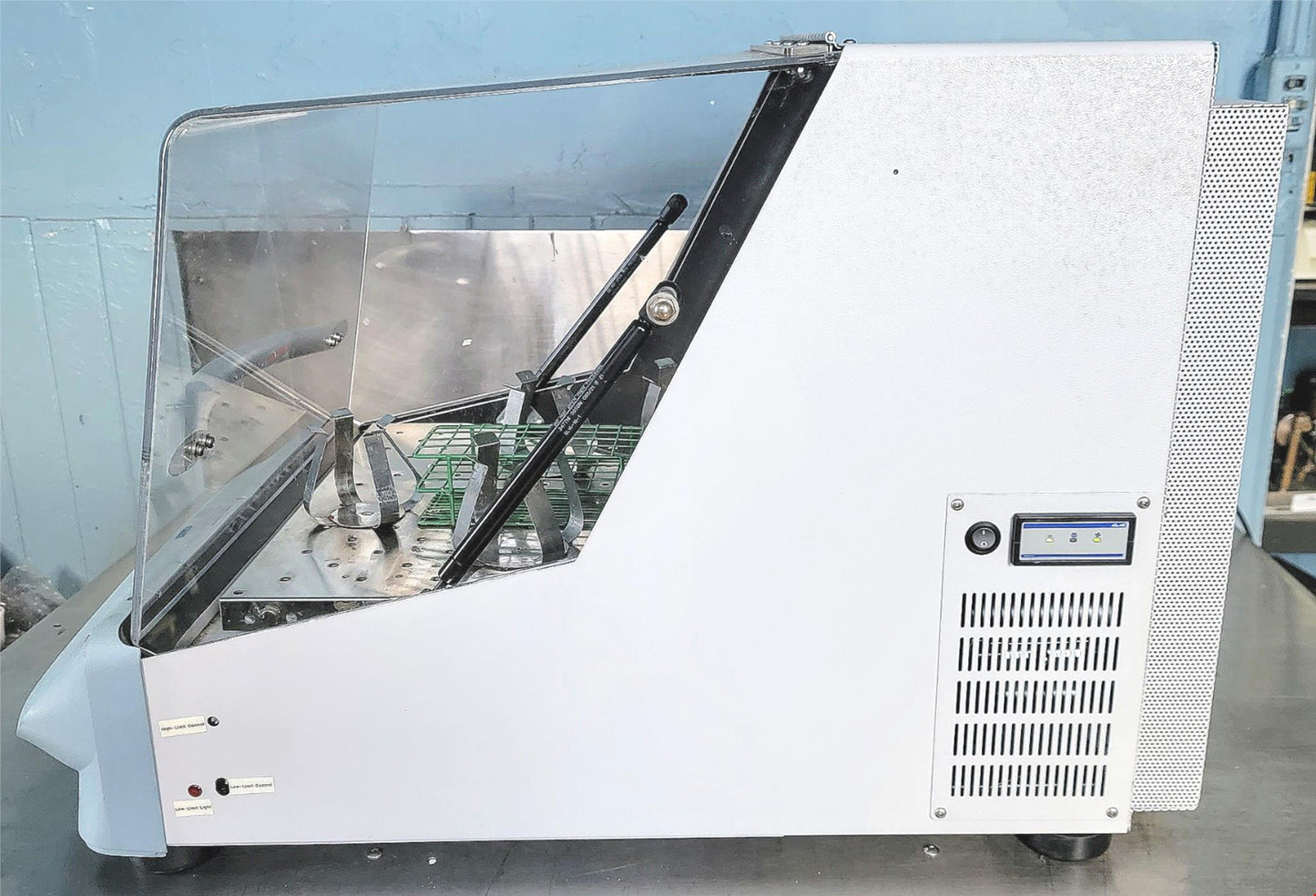 REFURBISHED THERMO BARNST MaxQ4000 REFRIGERAT ORBITAL SHAKE INCUBATOR WATCHVIDEO