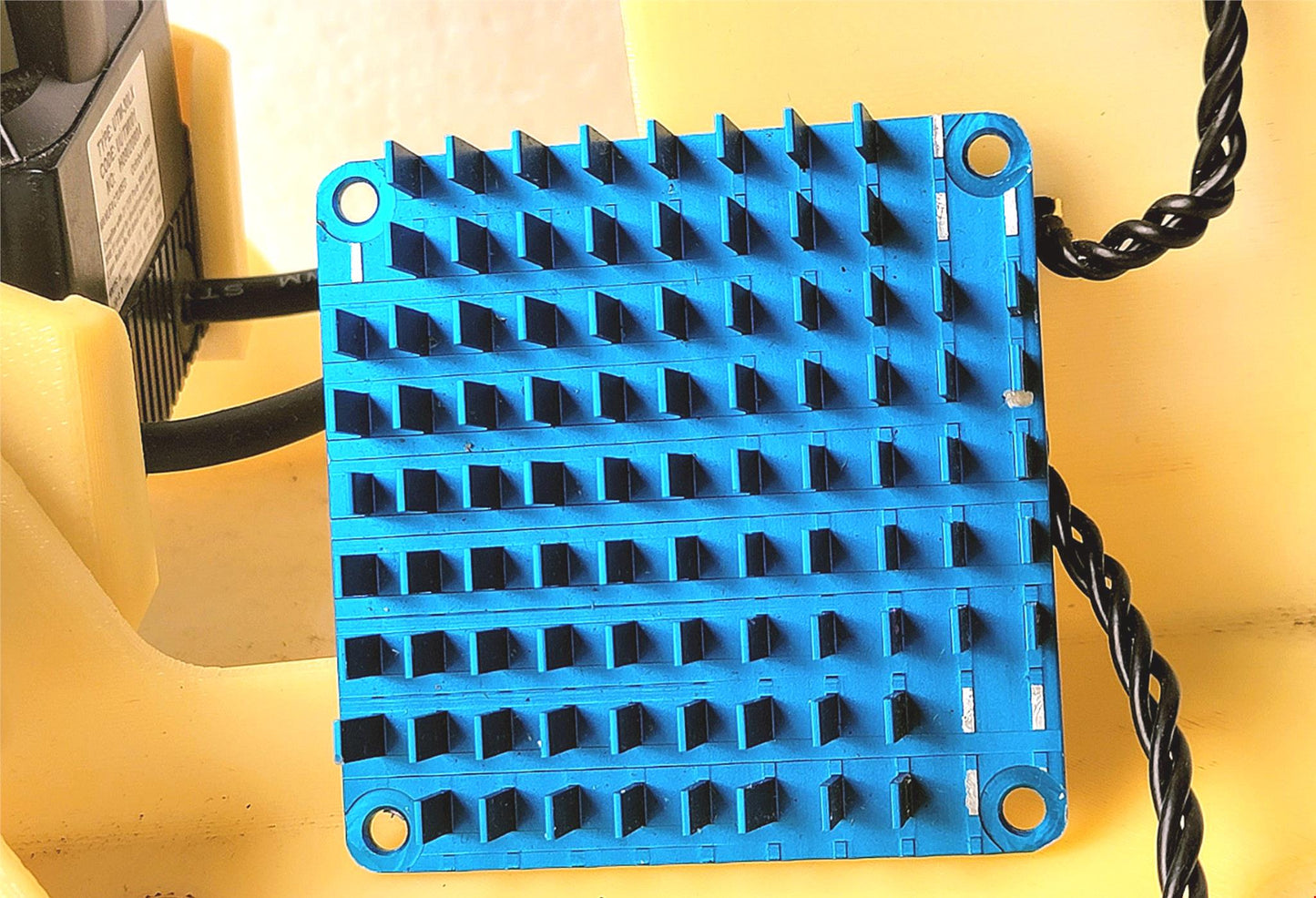 HOKUYO UTM-30LX SCANNING LASER RANGEFINDER MOUNT 3 DYNAMIXEL AX-20+ SERVO MOTORS