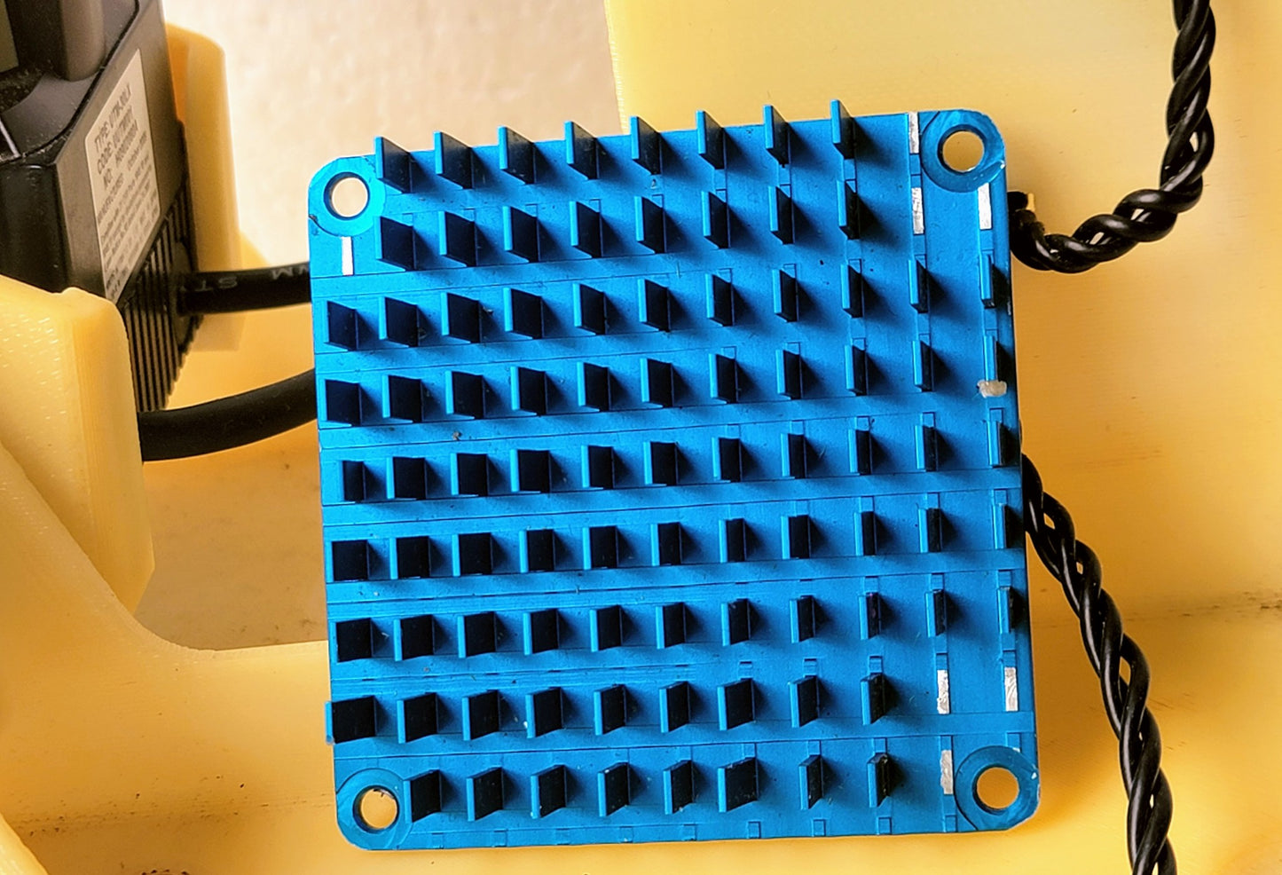 HOKUYO UTM-30LX SCANNING LASER RANGEFINDER MOUNT 3 DYNAMIXEL AX-20+ SERVO MOTORS